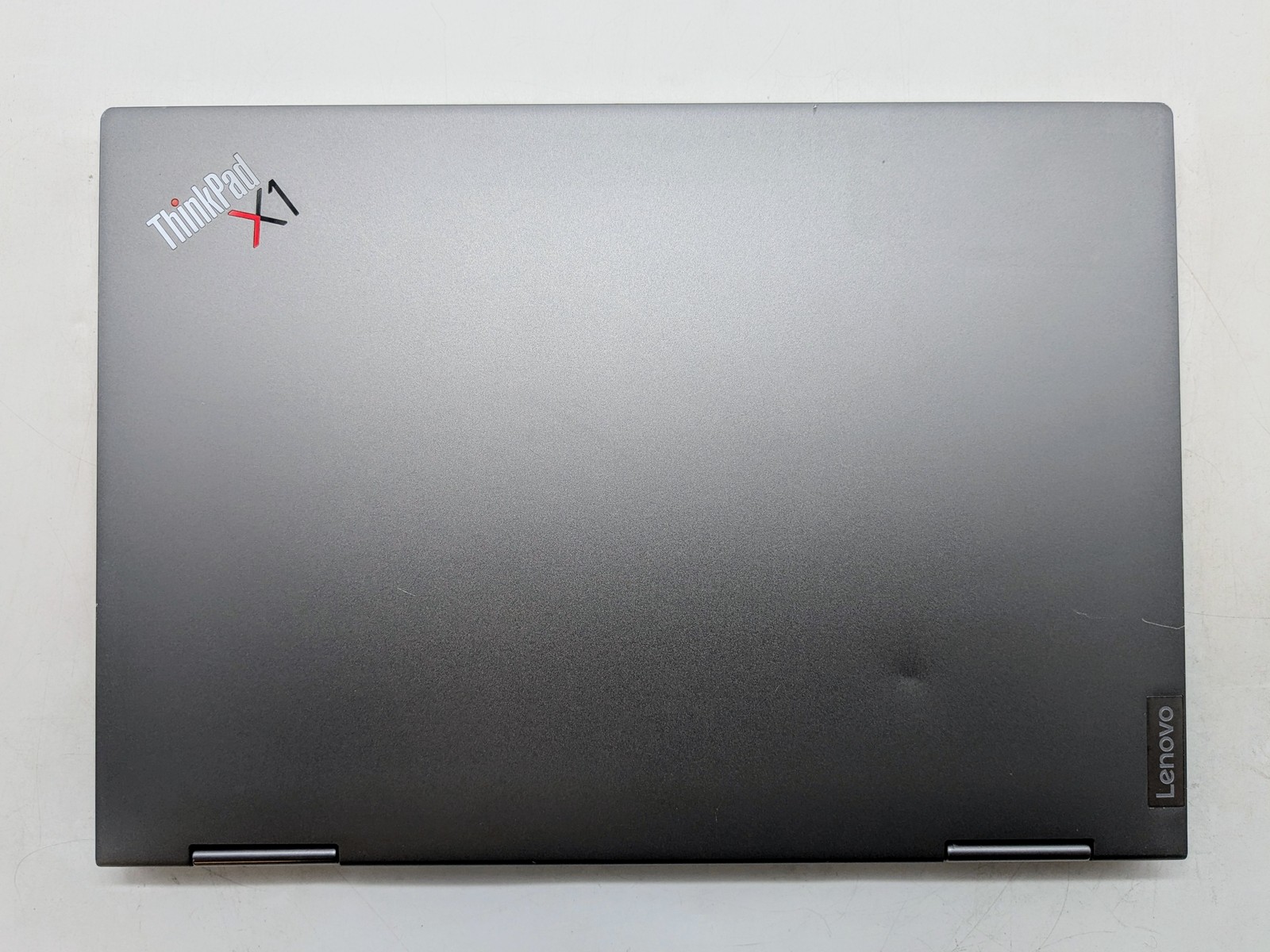 ThinkPad X1 Yoga Gen 6 2-in-1 14″ FHD Touch I5-1135G7 512GB 8GB W11P *READ*