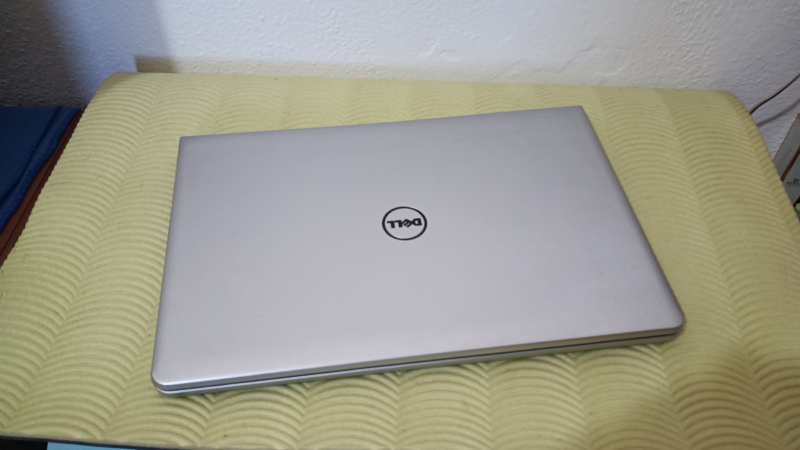 DELL Inspirion 5759 17.3″ 1600X900 i5-6200U 16GB 256gb Windows 11