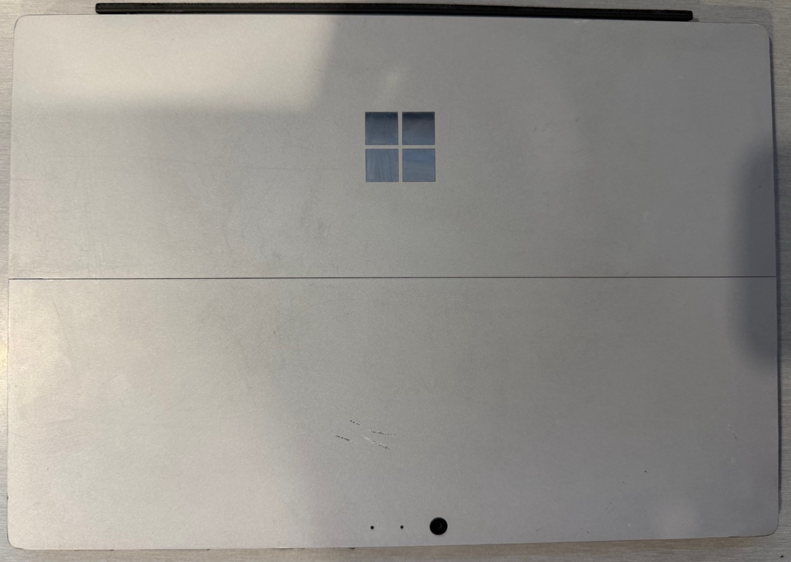 Microsoft Surface Pro 1796 (Intel Core i5, 8GB RAM, 128GB) no AC CORD. AS IS