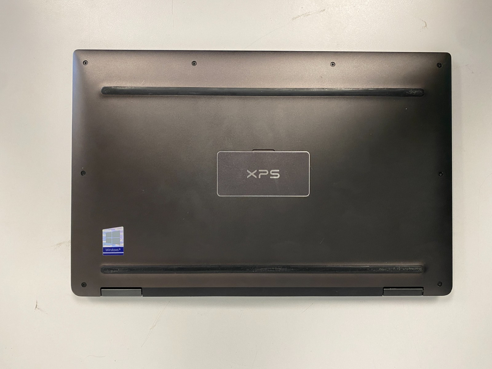 Dell XPS P71G 13″ i7-7Y75 @1.30GHz 16GB RAM NO SSD/OS PARTS