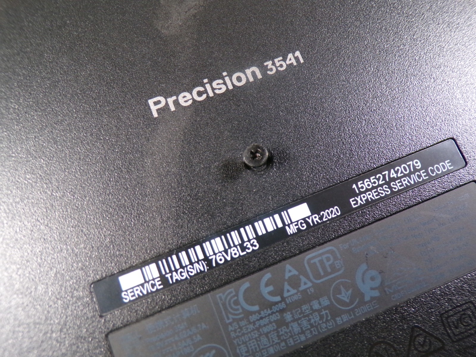 DELL PRECISION 3541 INTEL CORE i5-9400H 2.50GHZ 16 GB RAM **NO HD/ NO CADDIE