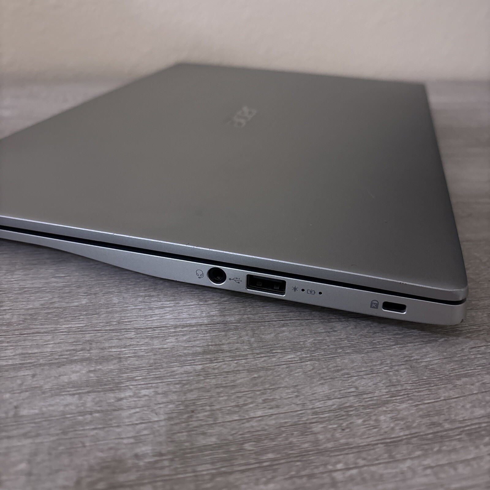 Acer Swift 3 Light Laptop, 14″” FHD IPS, AMD Ryzen 7 4700U Octa-Core…