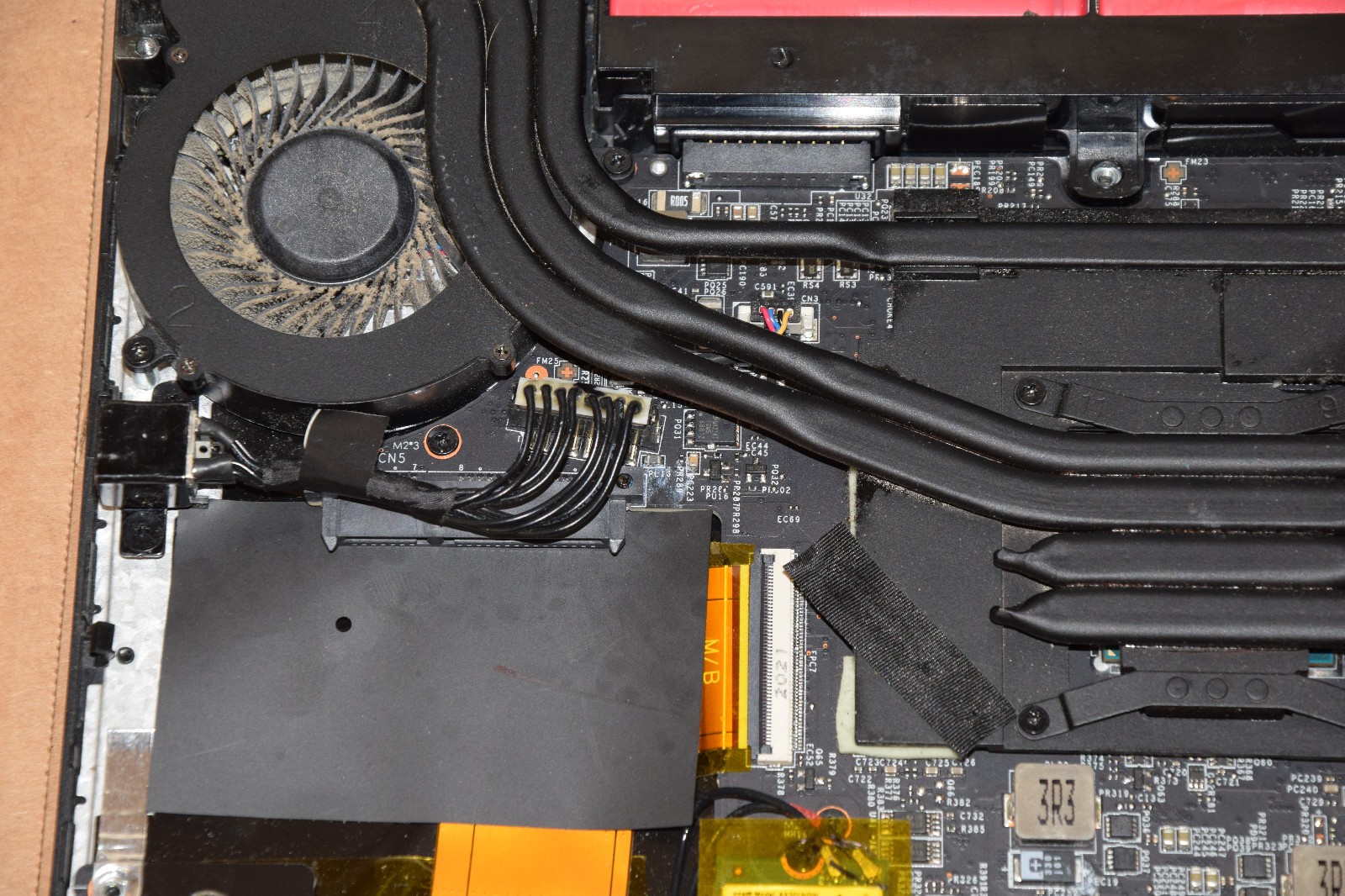 WATER DAMAGE DEAD JUNK MSI GL65 Leopard MS-16U8 10SCXK-006US 15.6″ Laptop