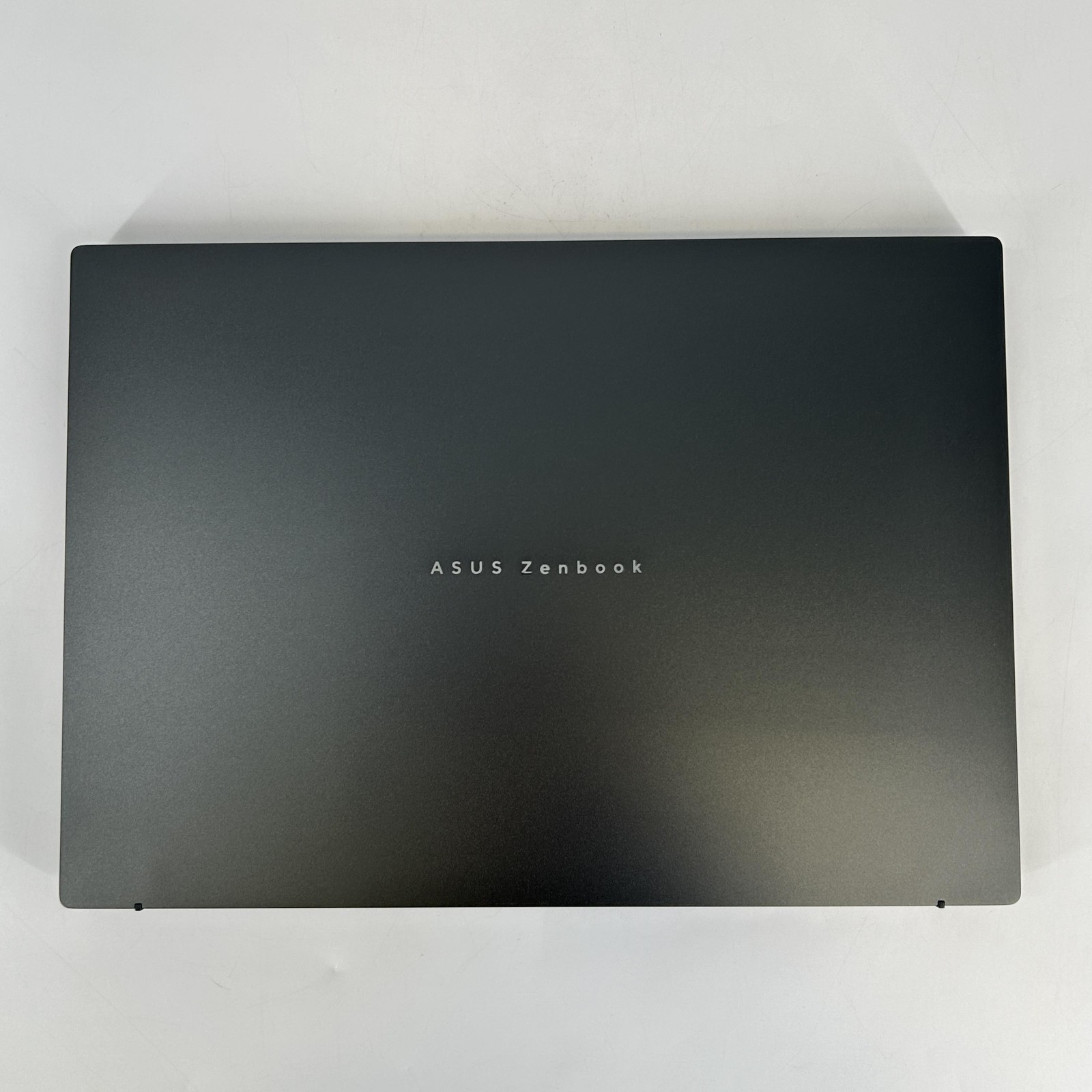 Asus Zenbook 14 FHD+ TOUCH 2.0 GHz Ultra 7 255H 16GB 512GB SSD Excellent
