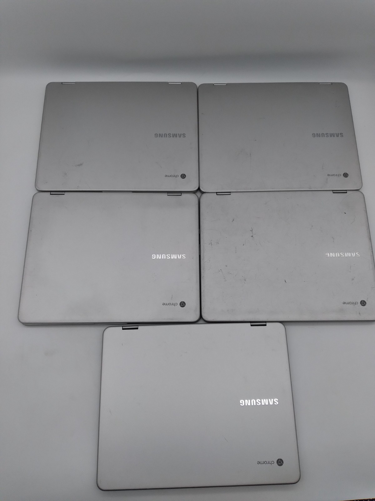 Lot of 5 – Samsung Chromebook Plus Convertible Touch XE513C24 w/ Chargers