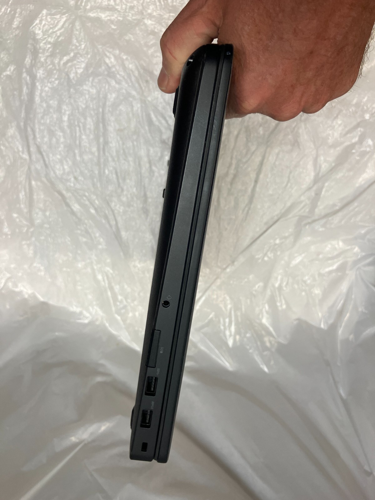 Dell Latitude E5570, Intel Core i5-6440HQ @ 2.60 GHz, 8GB NO HDD FOR PARTS