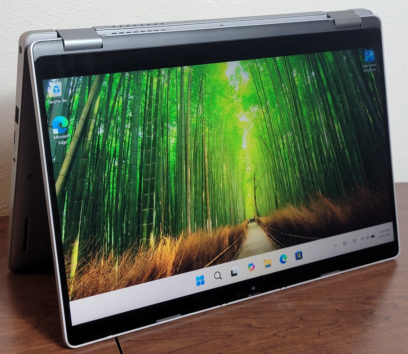 Dell Latitude 5310 2-in-1 13.3″ FHD Touch i5 10th Gen 8GB 256GB NVMe w/Charger