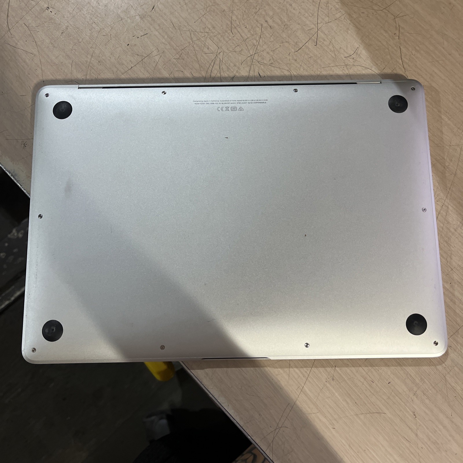 APPLE MACBOOK AIR “M1″ 8 CPU/7 GPU 13” 3.2GHZ 8GB RAM 128SSD