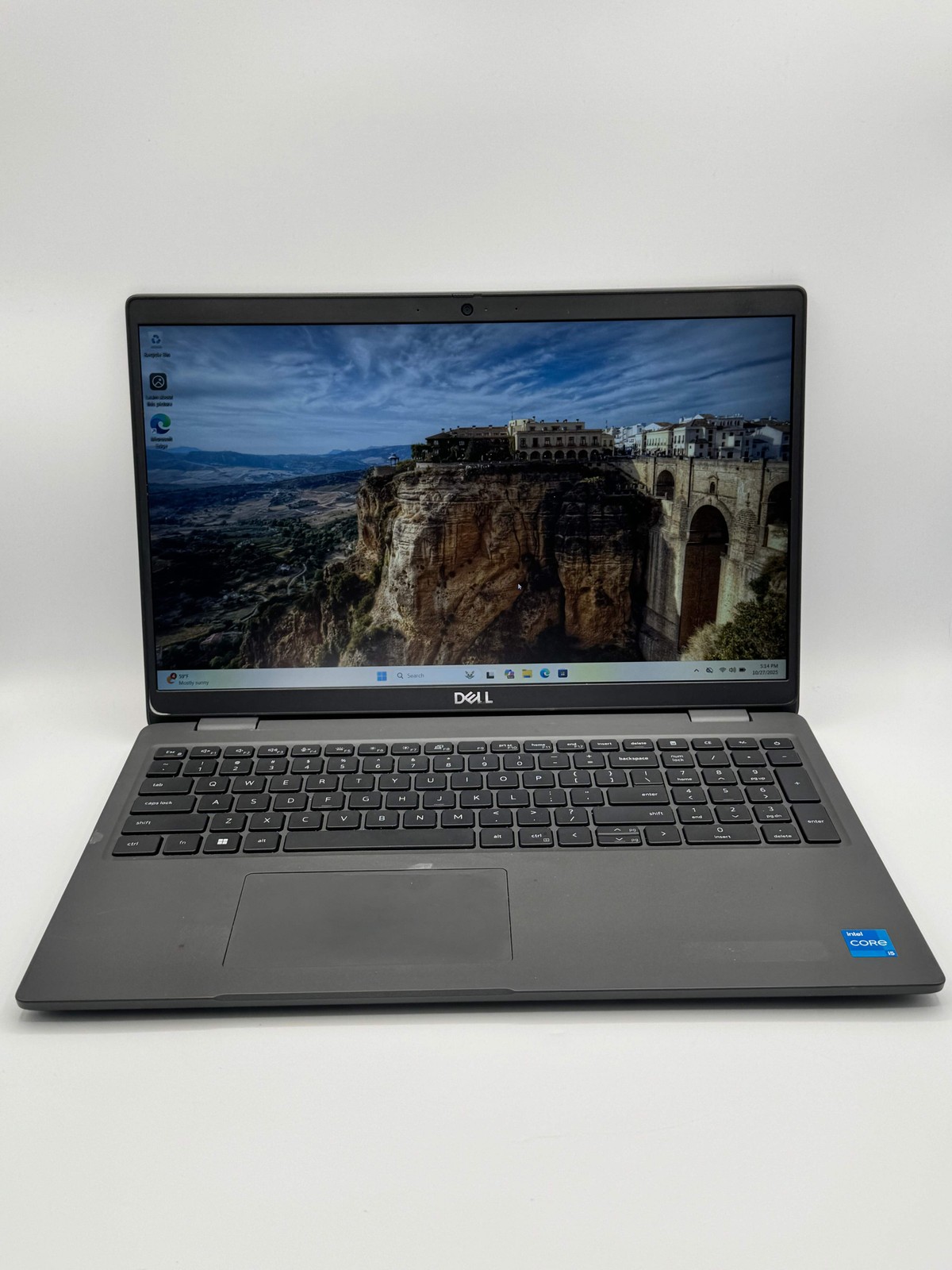 Dell Latitude Laptop 3540 14″ i5 16GB 256GB Gray P170G