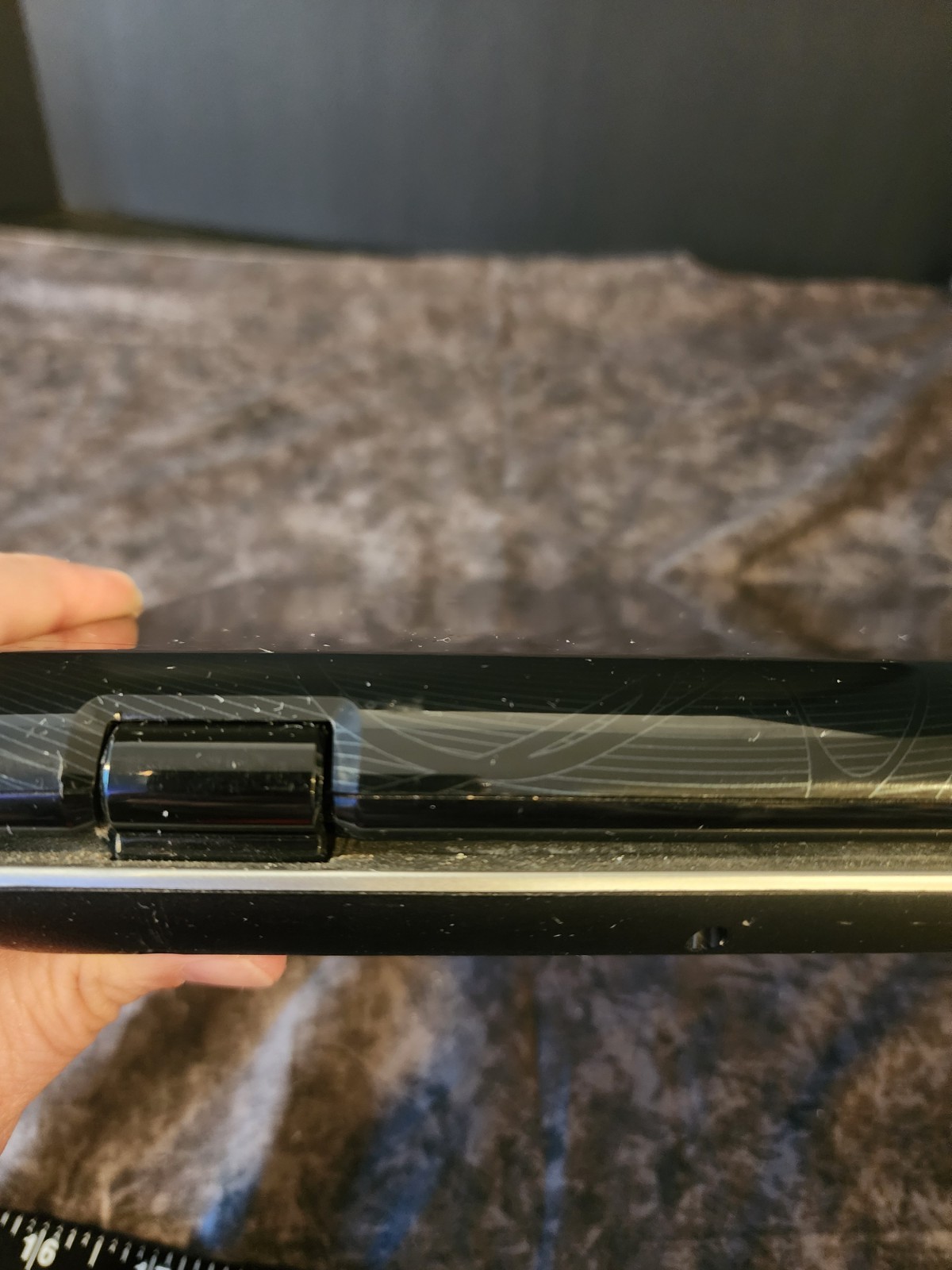 HP Pavilion Entertainment PC Dv6-1355dx Laptop. Untested. As Is For Parts