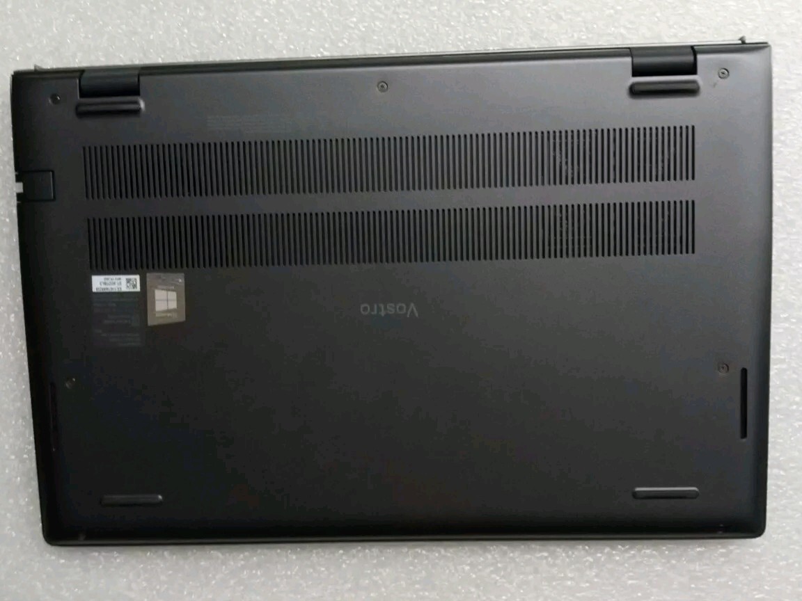 Dell Vostro 5410 i7-11390H 3.4 GHz 16 GB Ram, 512gb SSD Hd 14IN Screen