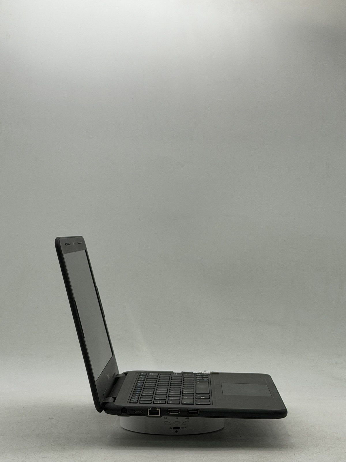 Dell Latitude 3310 13.3in i5-8265U 8GB 128GB NO OS *Read*