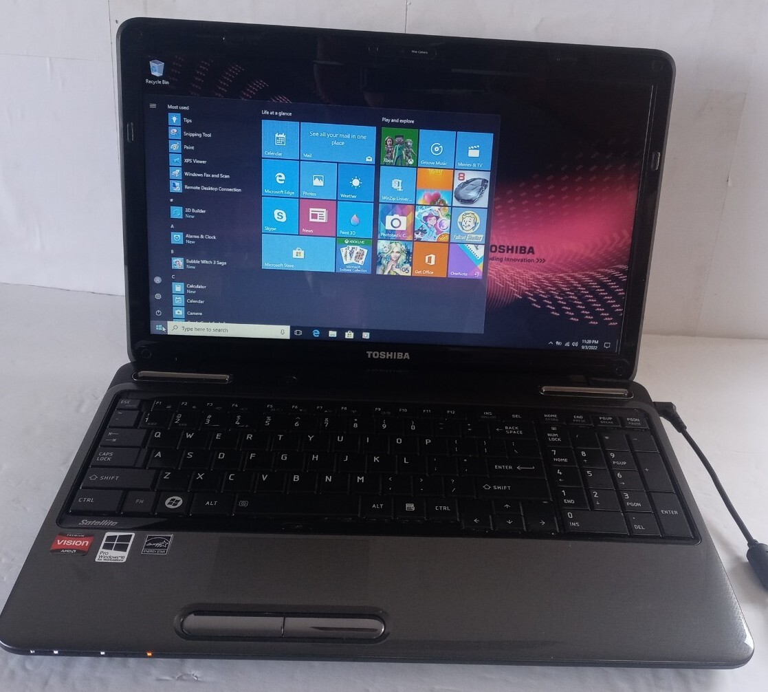TOSHIBA SATELLITE L655D-S 15.6″ AMD TURION ll 2.30GHz 4GB 500GB WIN 10 PRO