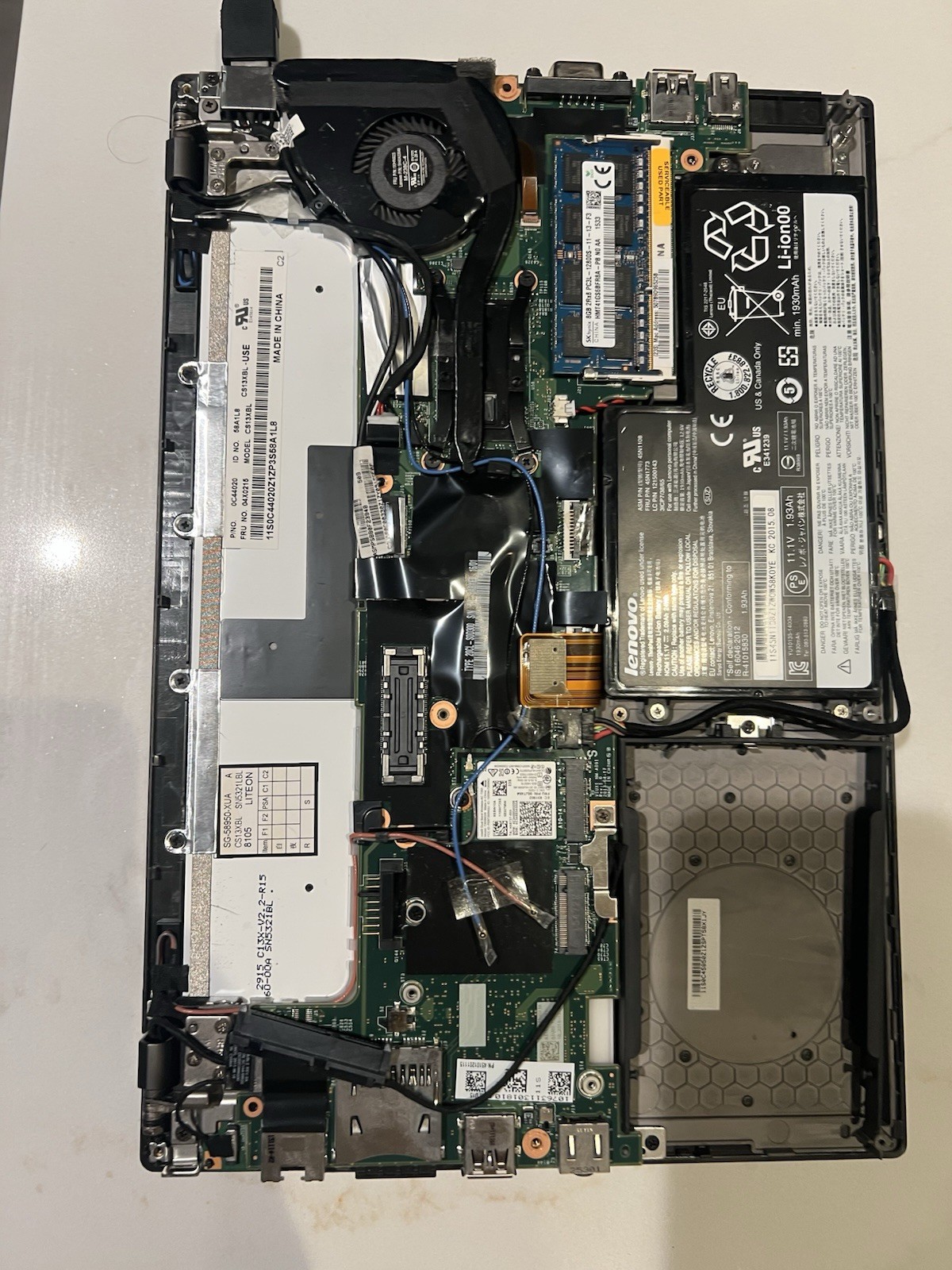 Lenovo Thinkpad X250 12.5″ 8 Gig Ram Intel i5-5200U – PARTS Read