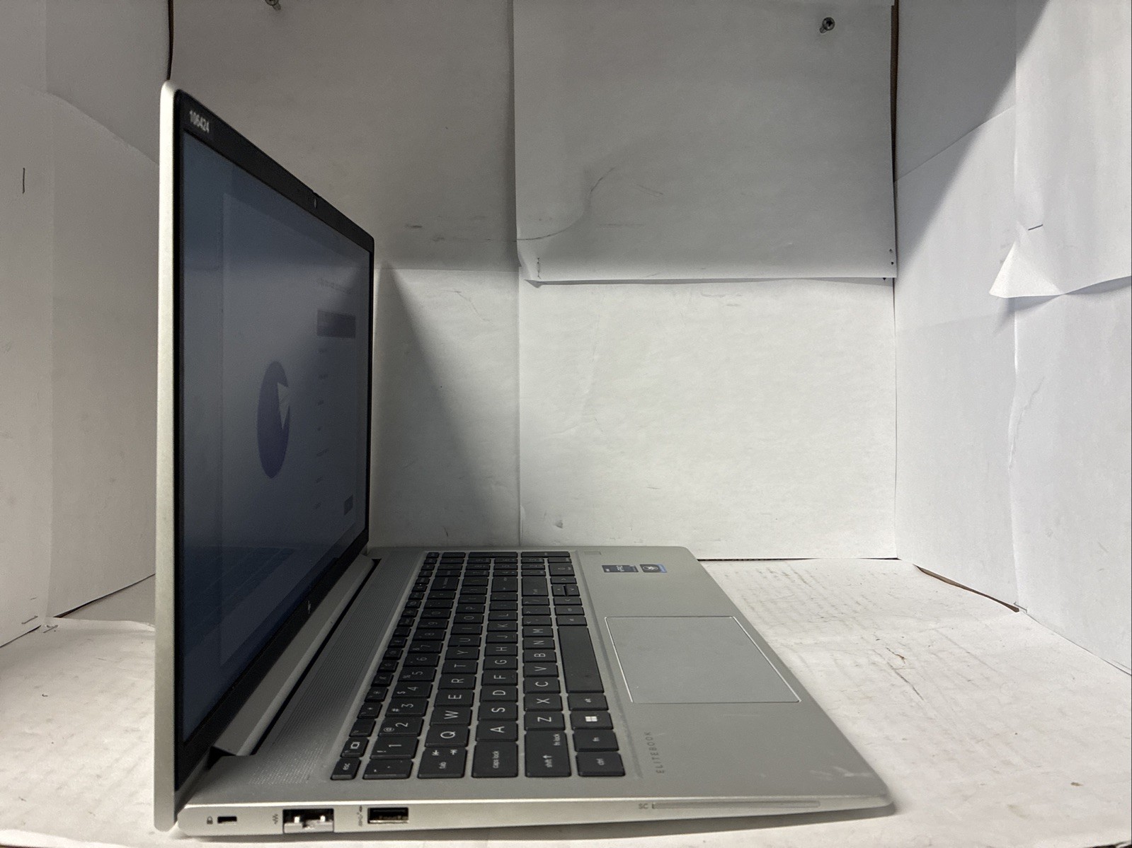 HP EliteBook 650 G10 15.6″ i5-13th Gen 16GB RAM 256GB SSD Win 11 – Charger used