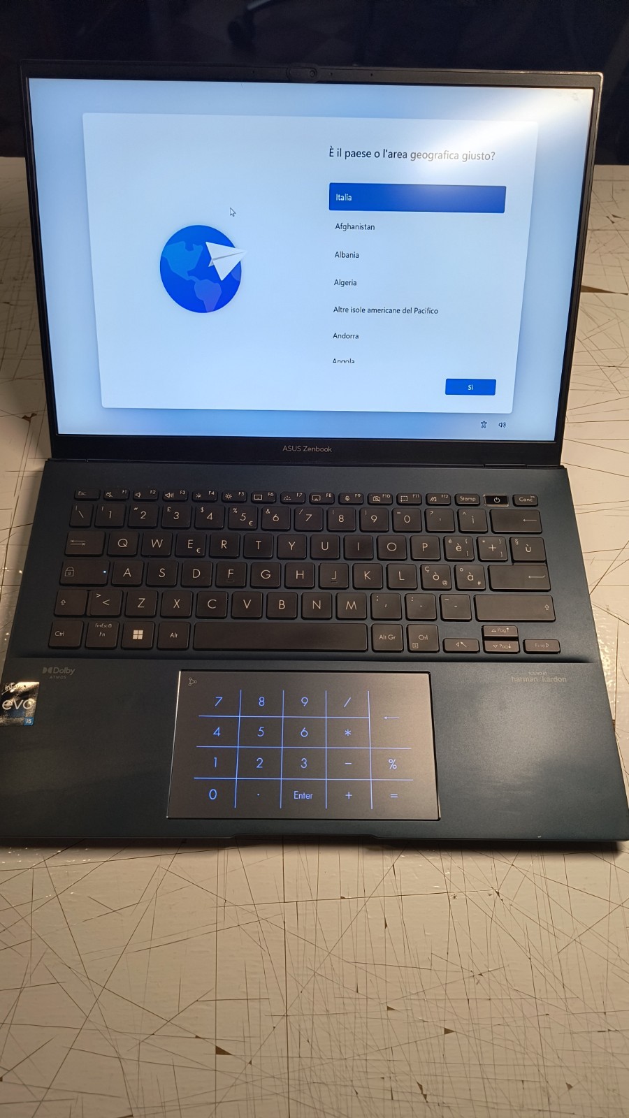Asus Zenbook 14 OLED UX3402ZA-KM020W 14″ 2.8K Monitor Intel Core i5-1240P