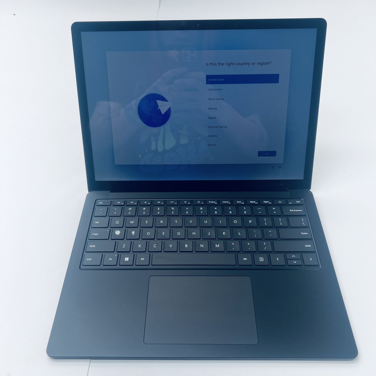 Microsoft Surface Laptop 5 13.5″ i7-1265U 16GB 256GB *READ*
