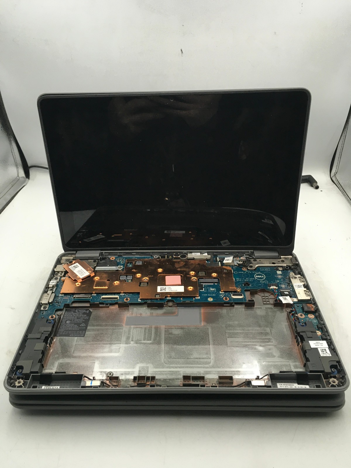 DELL LATITUDE 3120 – LOT OF 2 – FOR PARTS/REPAIR – Intel Celeron N5100 -READ- BB