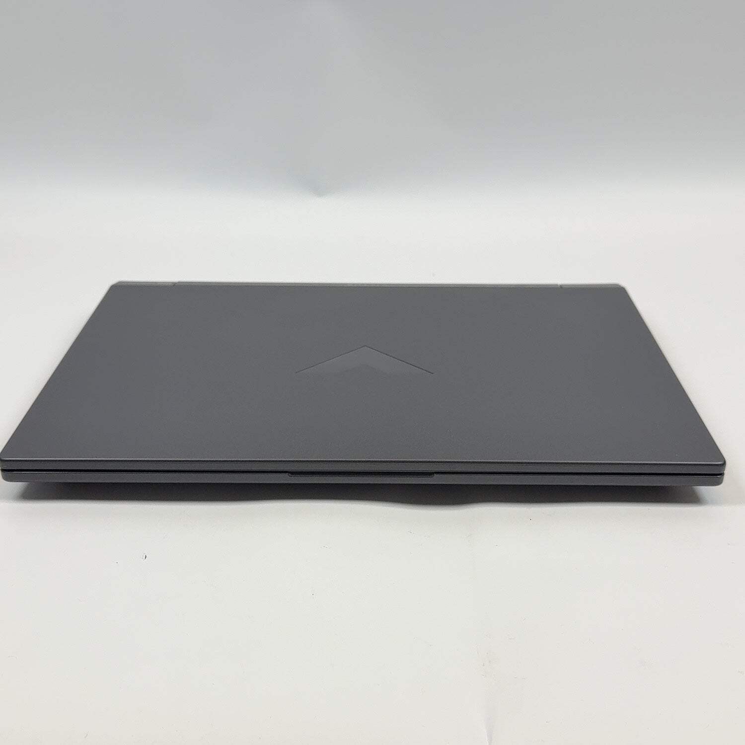 HP Victus 15-FB2063DX 15.6″ Ryzen 5 7535HS 8GB RAM 512GB SSD AMD Radeon RX 6550M
