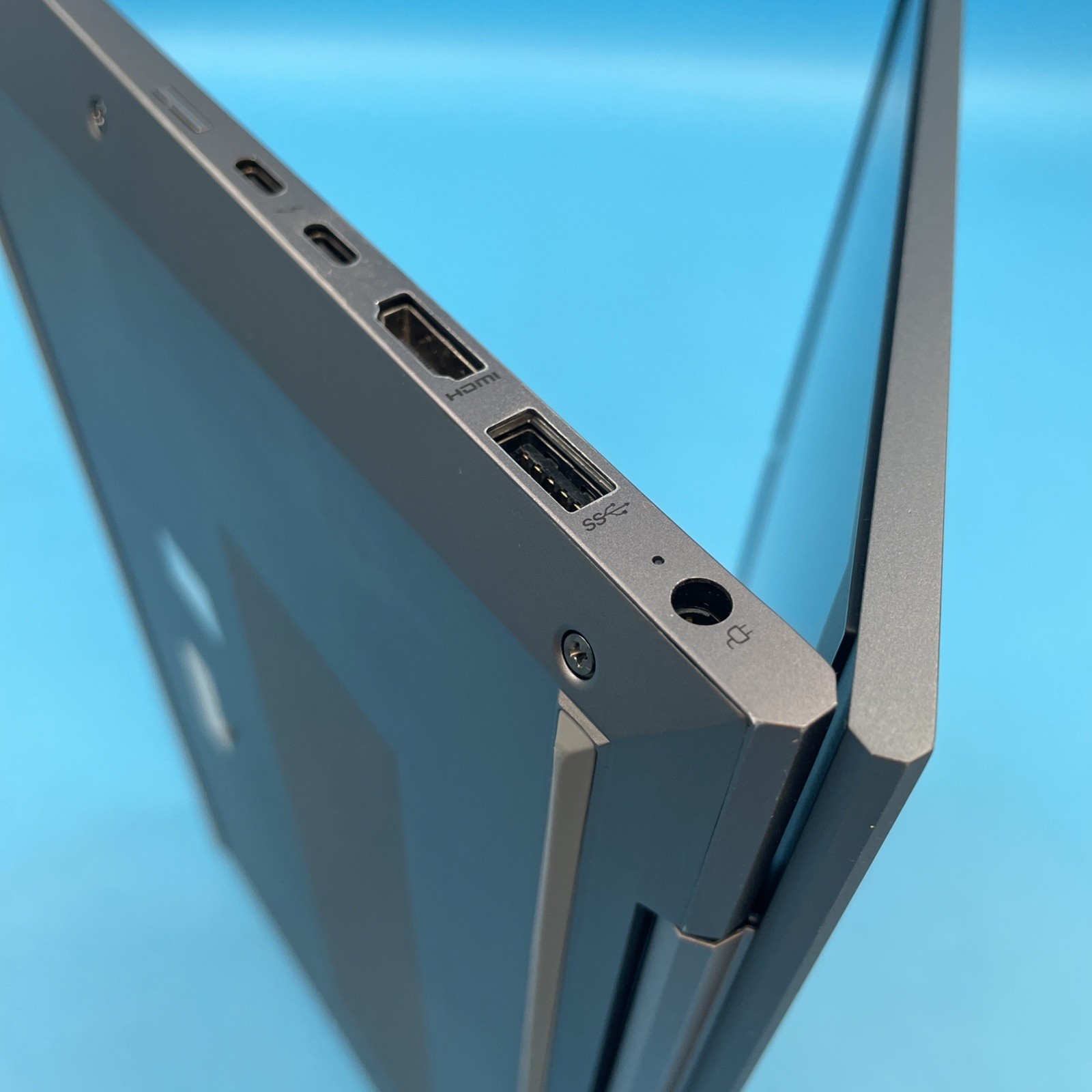 HP ZBook Firefly G8 | i7-1185G7 | 16GB RAM | 512GB SSD | WIN 11 PRO | 72% BATT