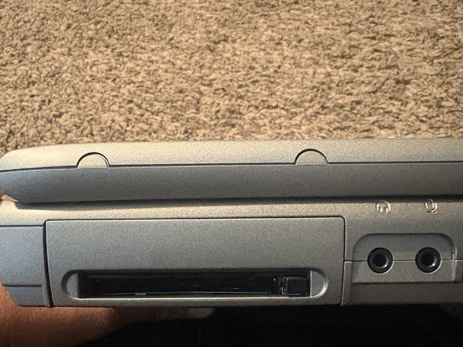 Dell Inspiron 1100 PP07L Notebook Laptop Windows XP/ Holds Charge/Working
