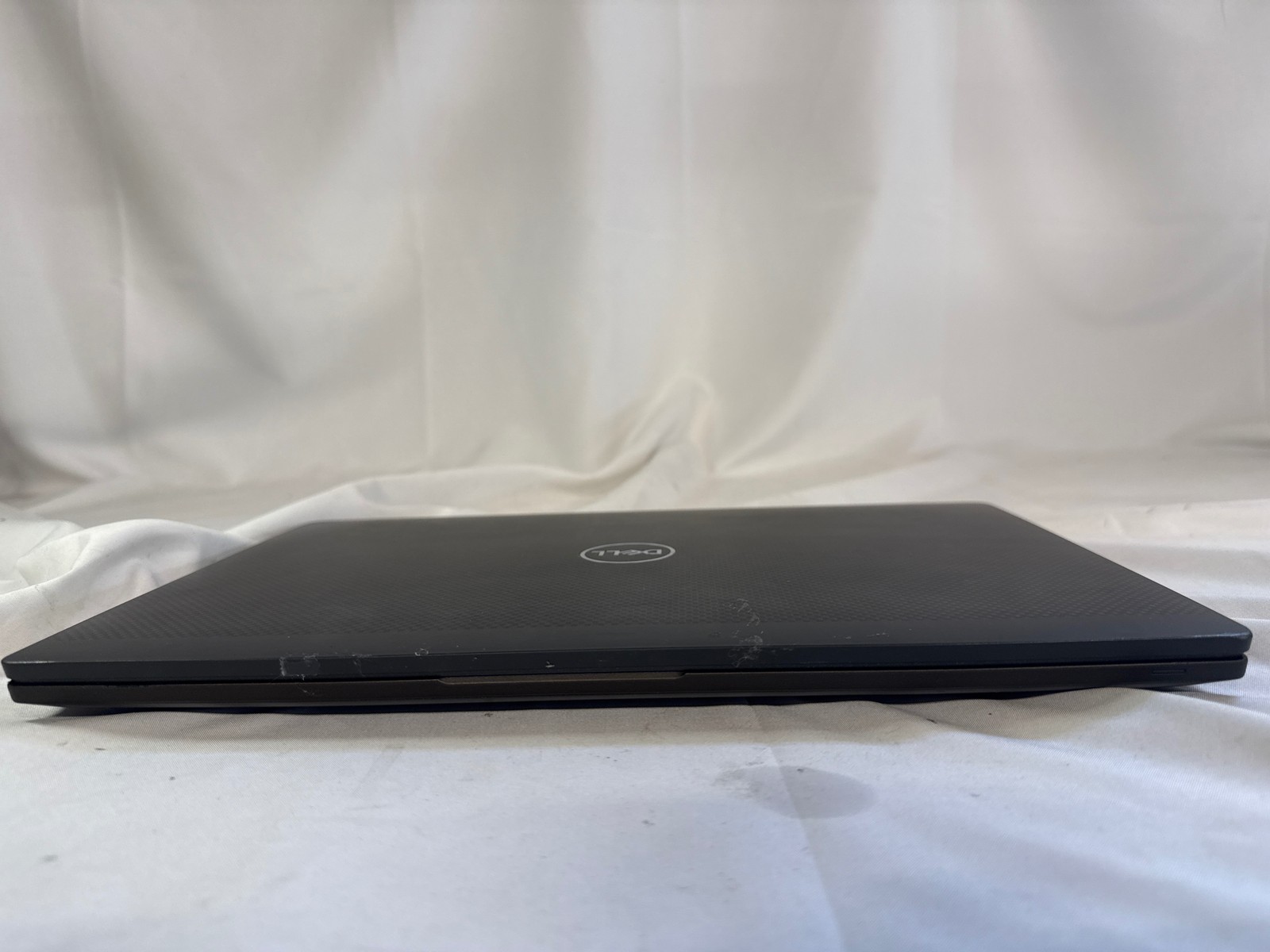 Dell Latitude 7400 Intel Core i5-8265U 8 GB 256GB SSD 14″