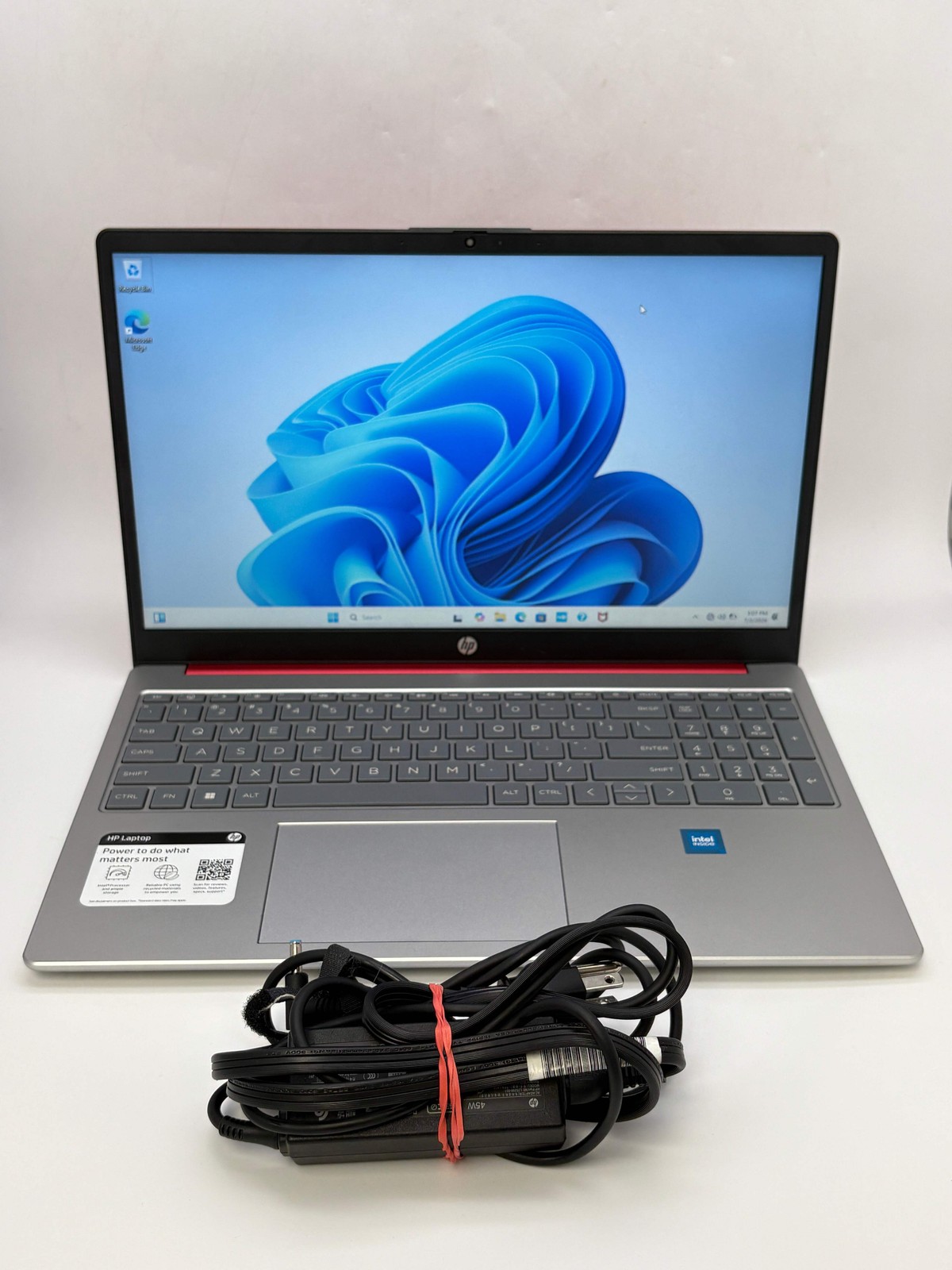 HP 15-fd0083wm 15.6-inch Intel N200 4GB RAM 128GB SSD Silver w/ Charger