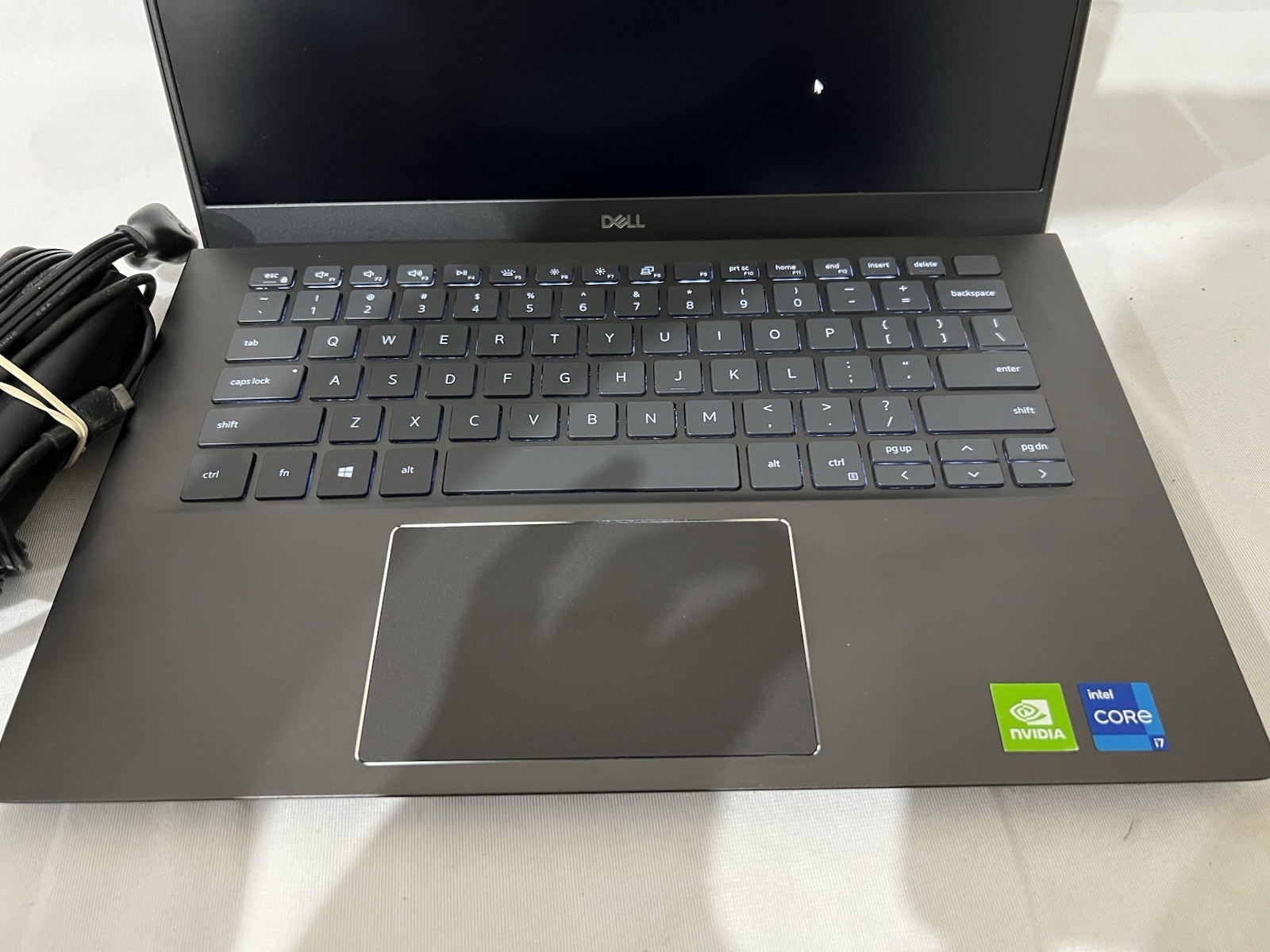 Dell Vostro 5402 14″ (i7-1165G7, 2.80GHz, 16GB RAM, 256GB NVMe SSD)Win11Pro wGPU