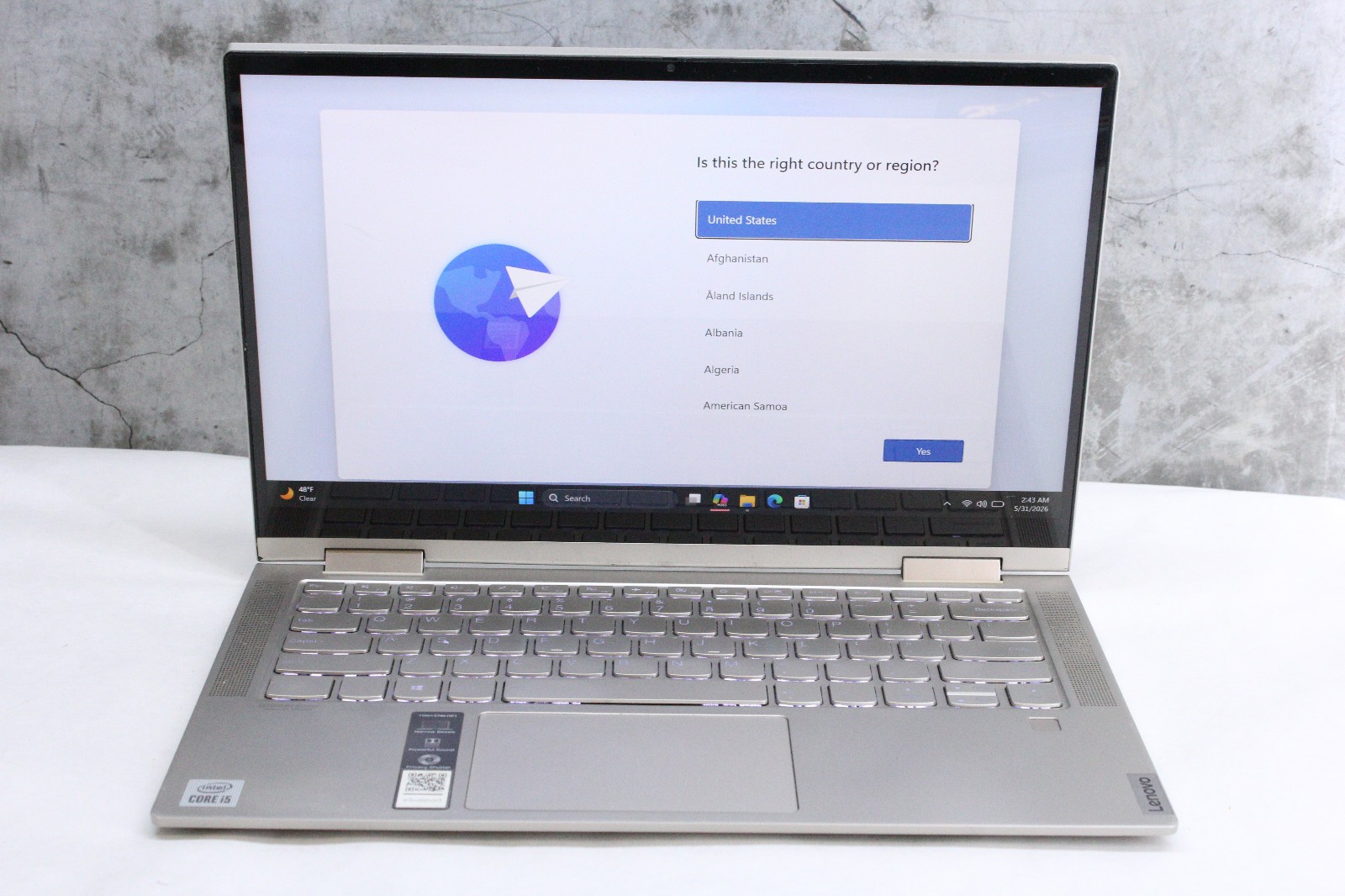 Lenovo Yoga C740-14IML *Bad KB, Grade C- Read* i5-10210U, 8GB Ram, 256GB NVMe