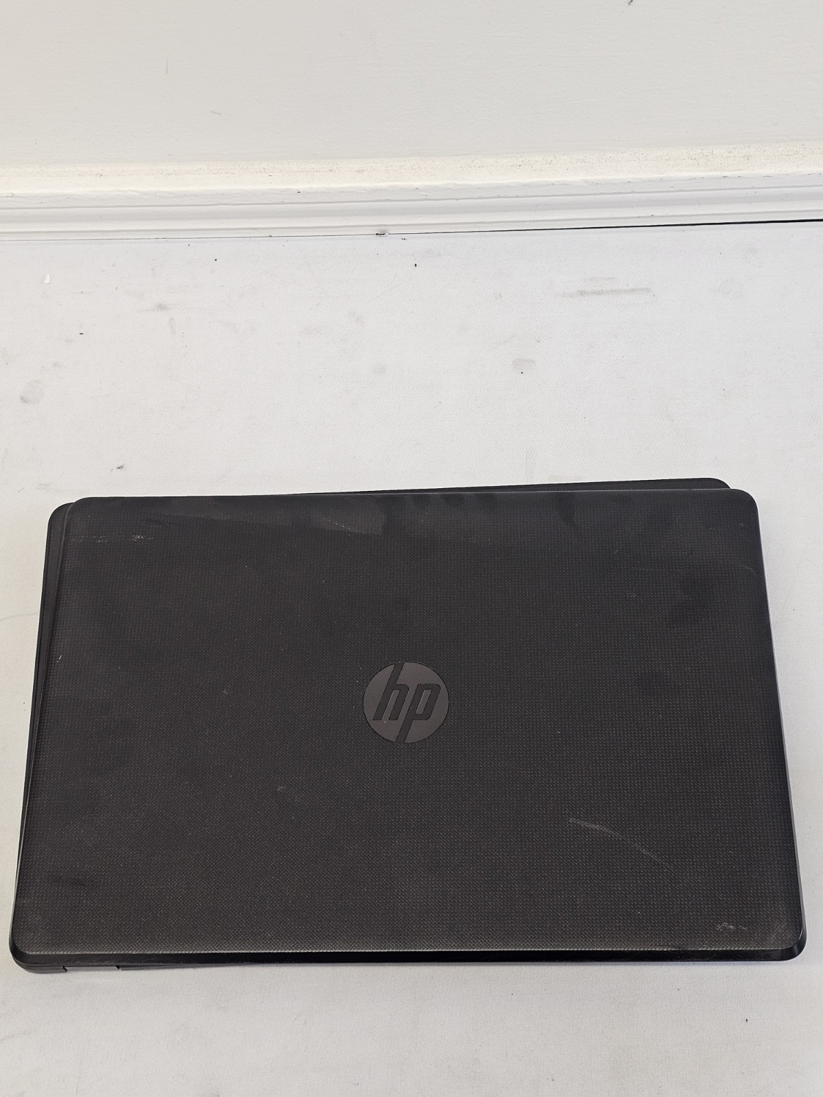 HP 15-bs113dx Laptop – Intel i3 Gen 8 – 8GB RAM – 1TB HDD – Windows 10 – READ