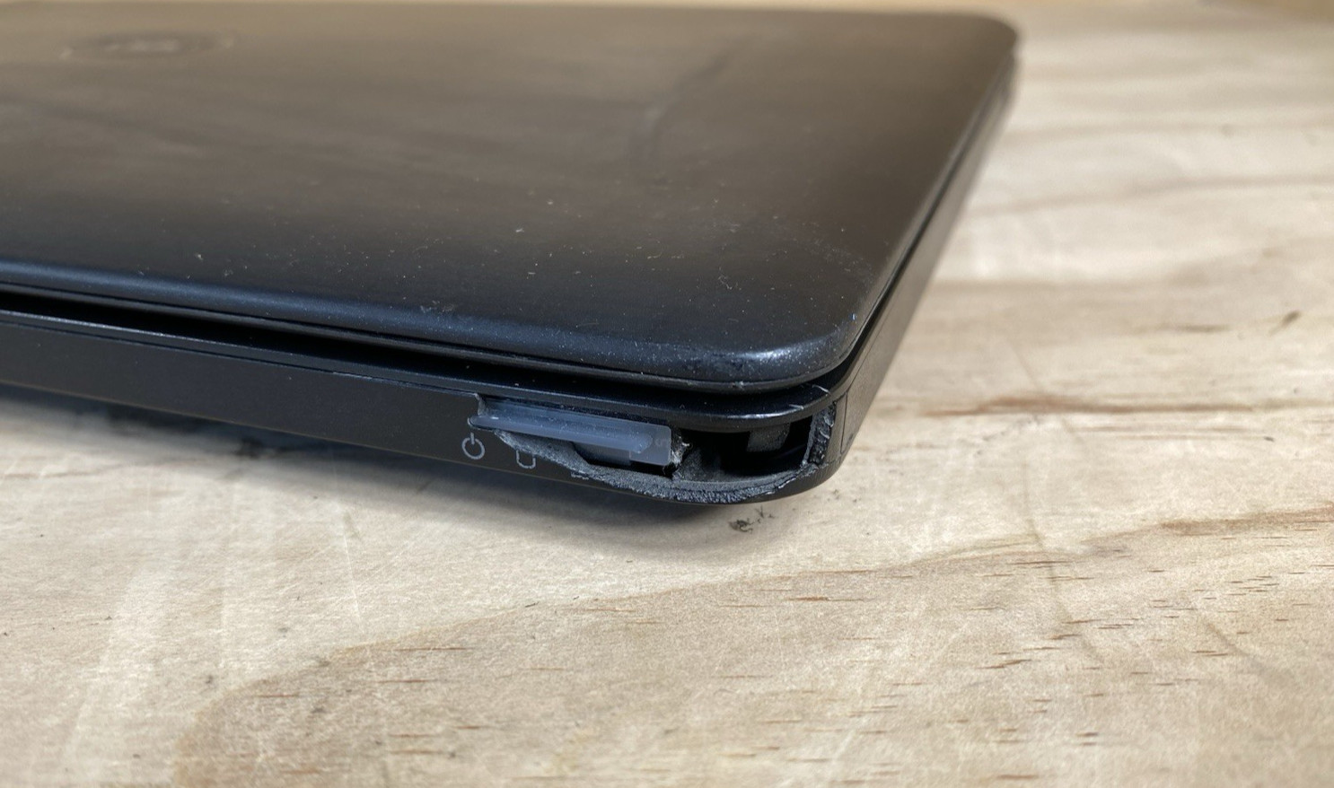 Dell Latitude E5450 14.0″ i7-5600U@2.60GHz/16GB RAM/500GB HDD/W10/ Read