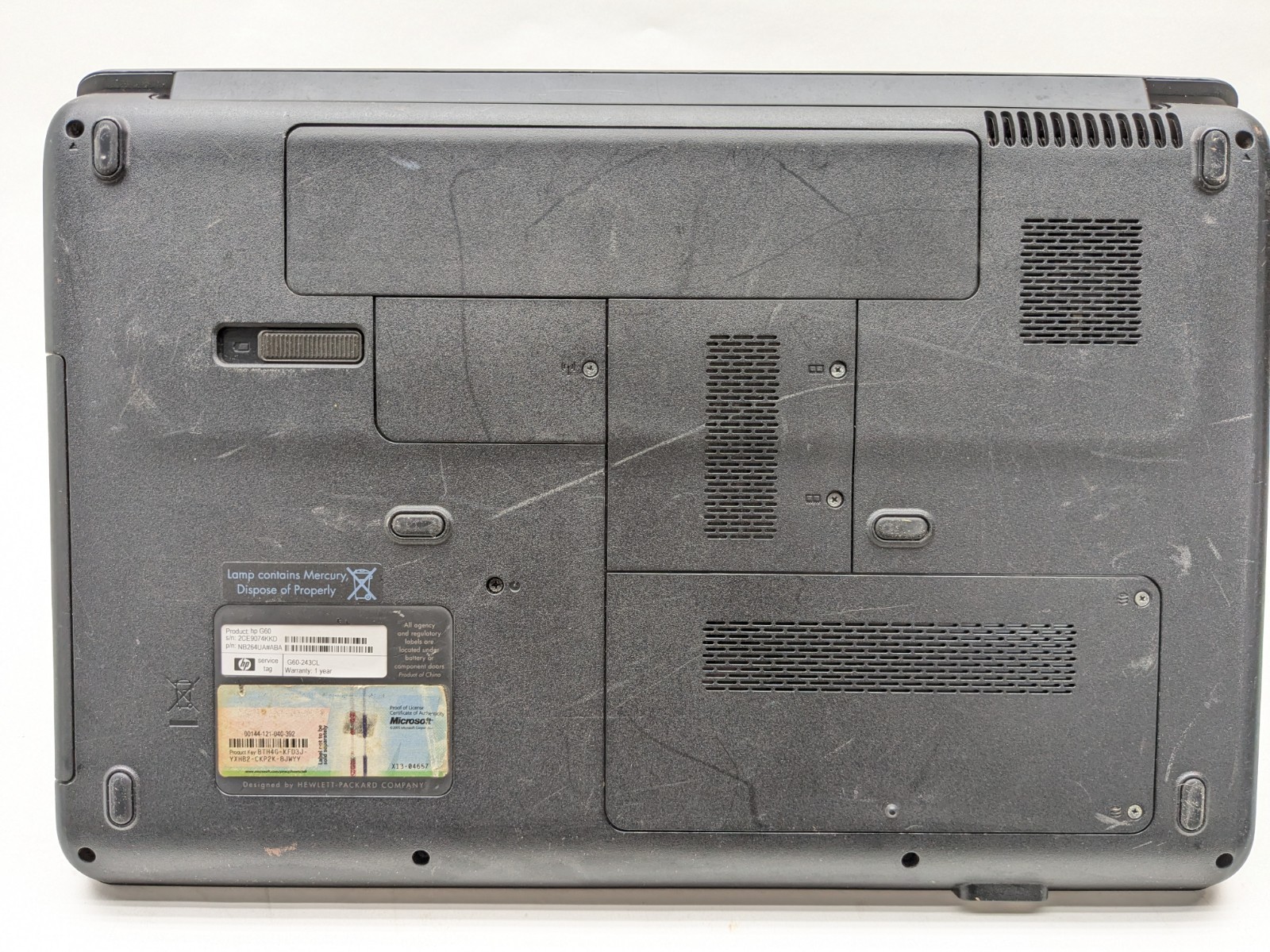 HP g60-243cl Notebook Pc Laptop SILVER For Parts 16″ Diagonal