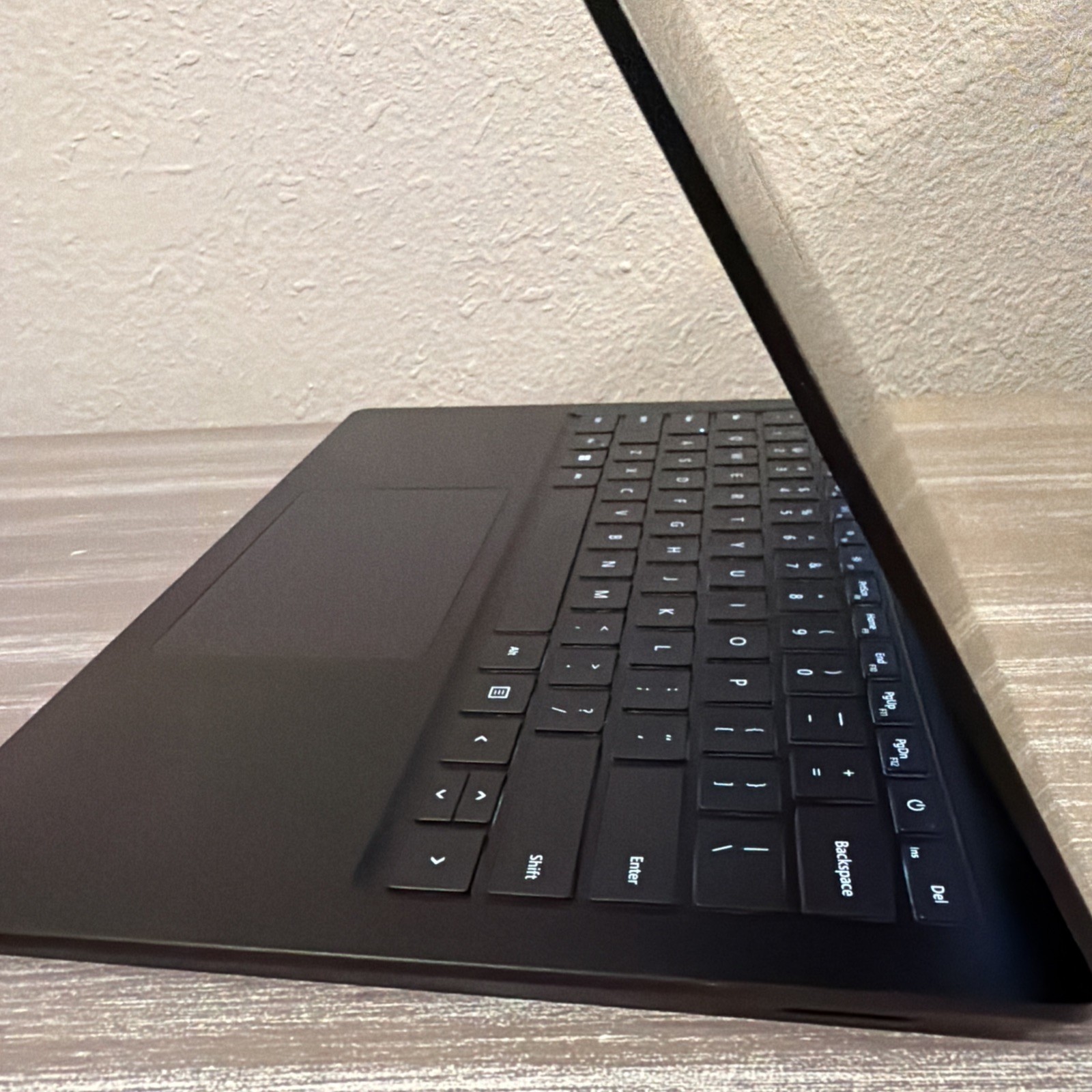 Microsoft Surface Laptop 4 13.5’ i7-1185G7 -16GB RAM- 512GB .Touch-Win 11