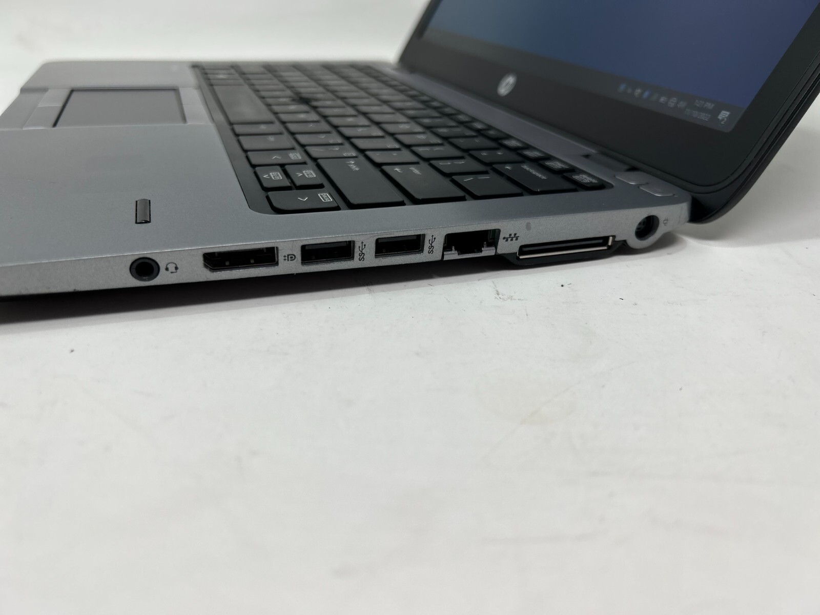HP Elitebook 820 12.5″ Core i5-4310u 2GHz 16GB 256GB SSD Wn10 Webcam WiFi Laptop