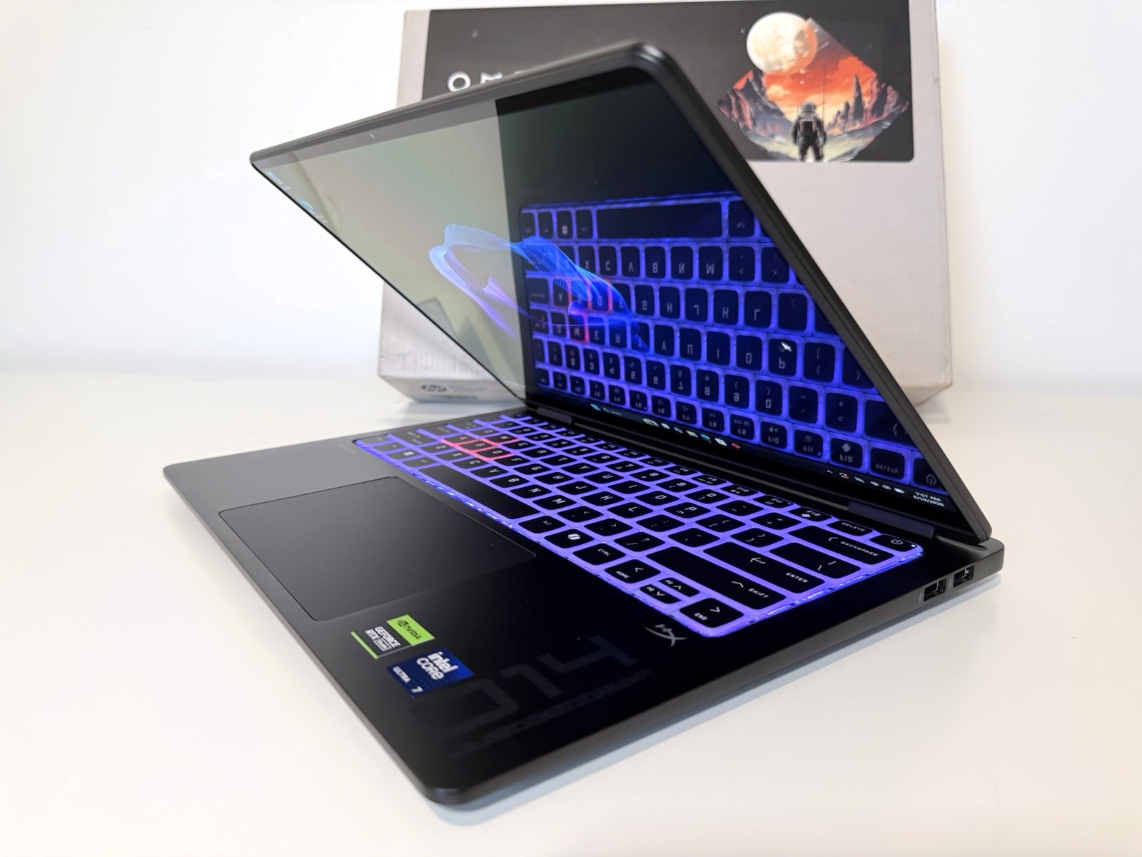 HP OMEN Transcend 14 Intel Core Ultra 7 32GB 1TB SSD RTX 5060 OLED Win11