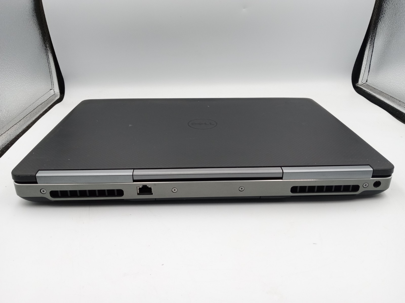 Dell Precision 7520 15.6″ Laptop i7-7820HQ 4GB RAM 128GB SSD Windows 11 WX4130