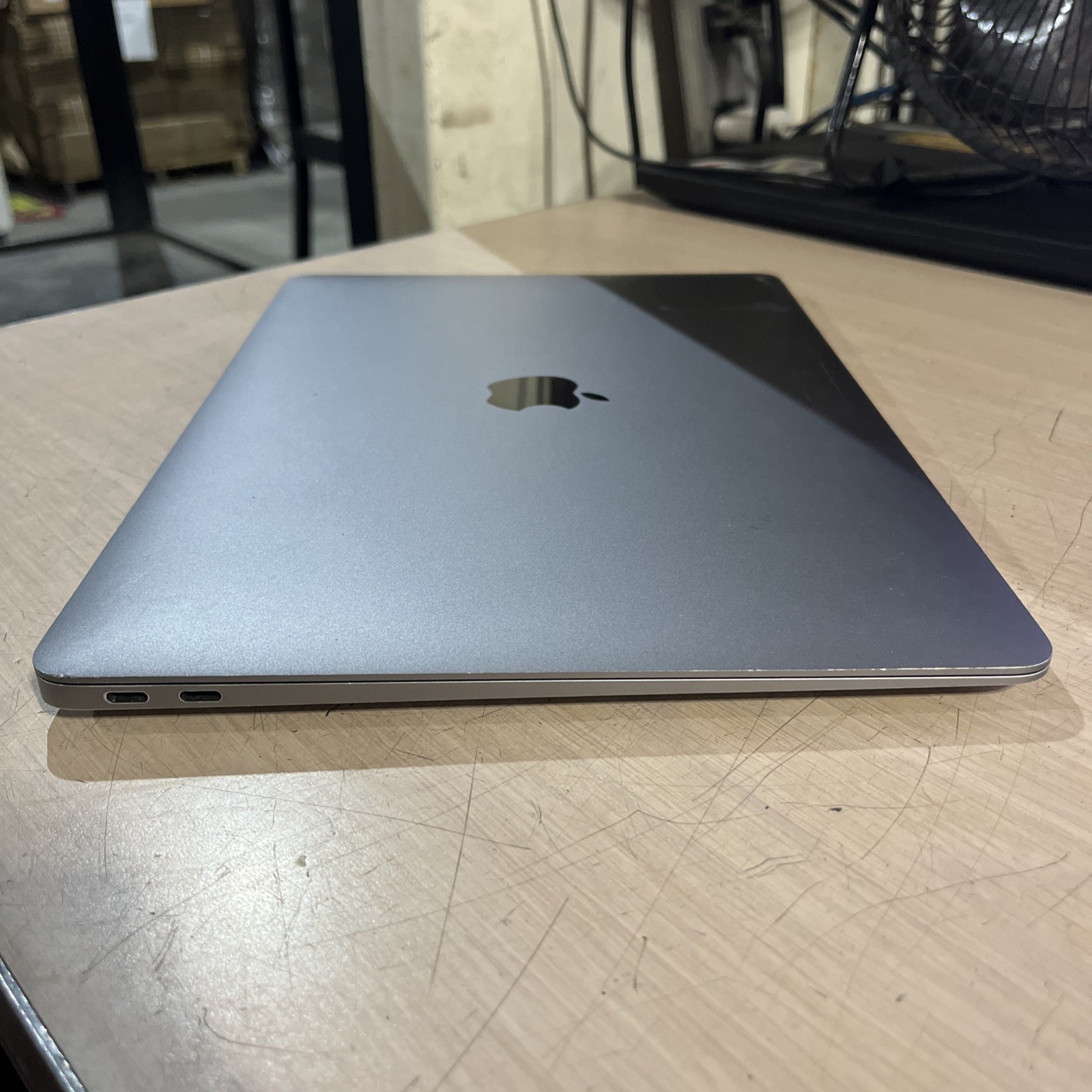 APPLE MACBOOK AIR 13″ SCISSOR, 2020 CORE I3-1000NG4 1.1GHZ 8GB RAM 256SSD .