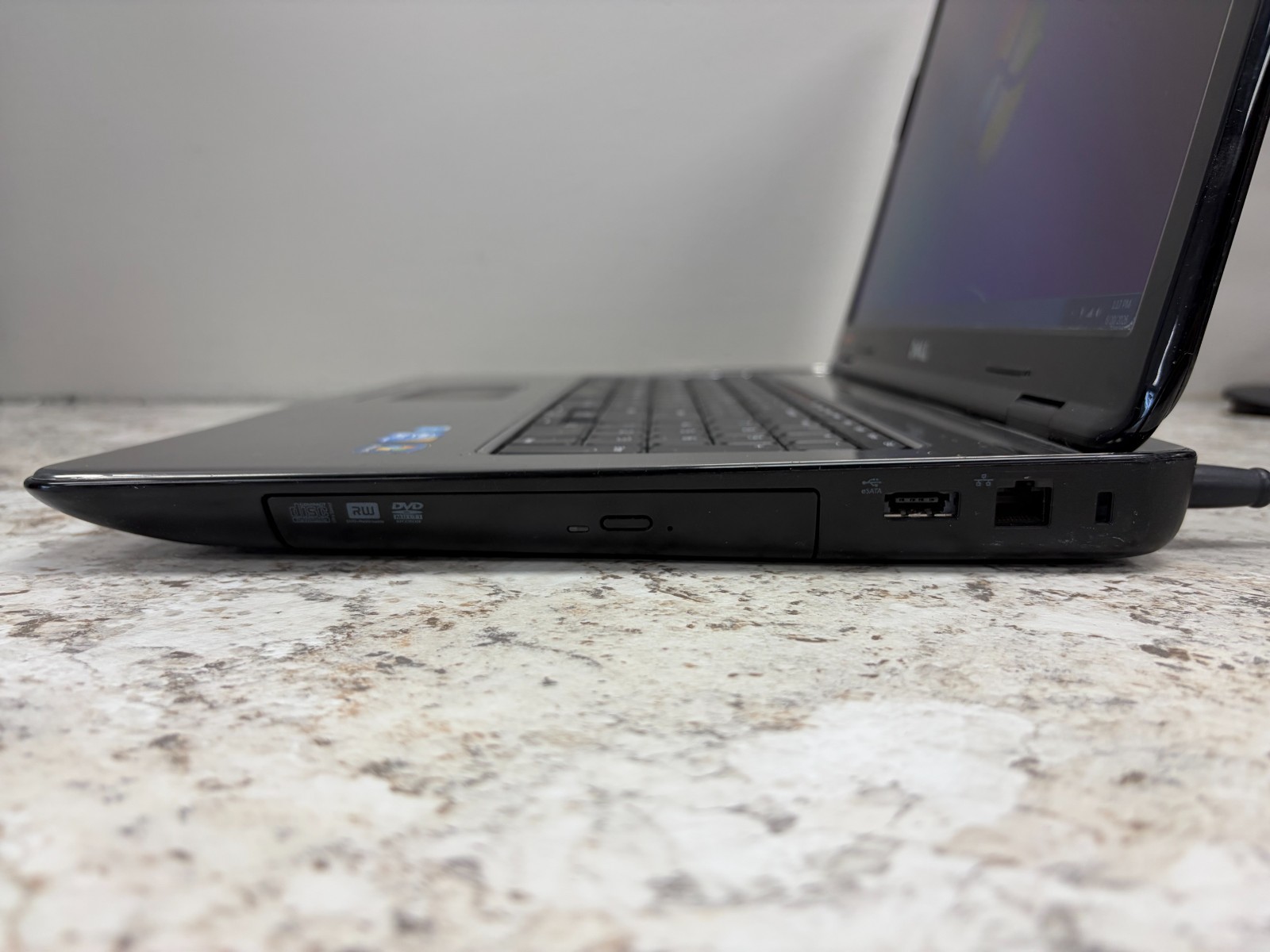 Dell N7010 Core i3 @ 2.4 GHz, 4GB, 230GB SSD, Win7 Pro, Bad Battery, No Charger