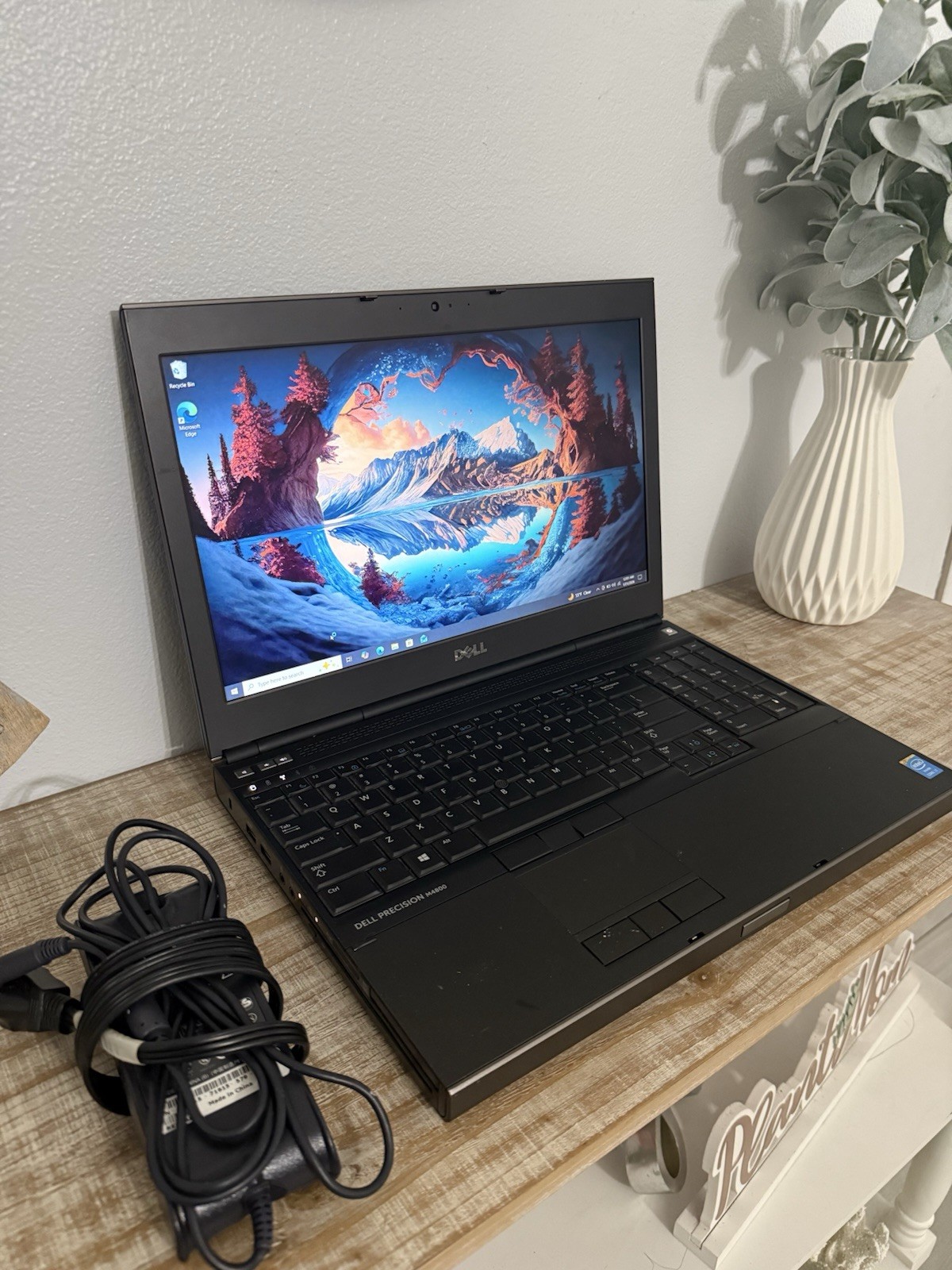 Dell Precision M4800 15.6″ Quad-Core i7-4800 MQ Nvidia k1100m 10GB RAM 500gb HDD
