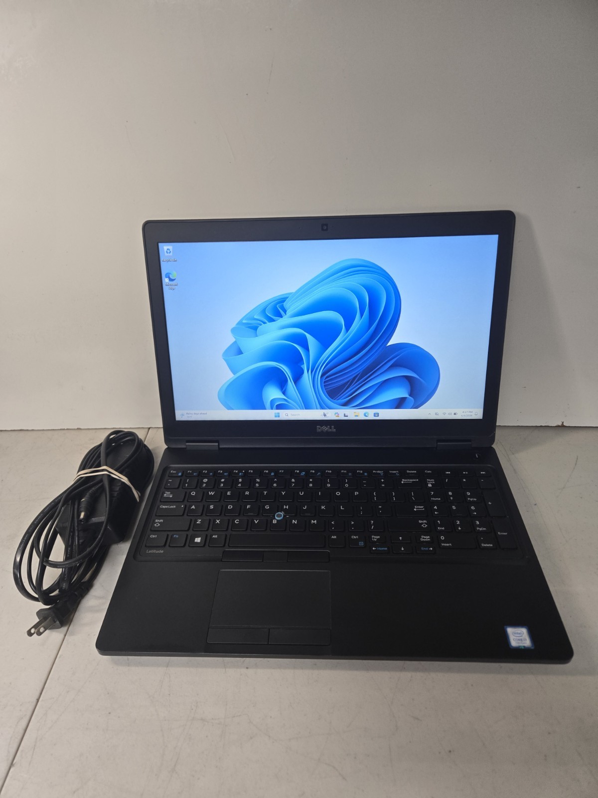 Dell Latitude 5580 Intel i7 -7600U 2.8GHz 16GB RAM 256GB SSD Win 11 Pro