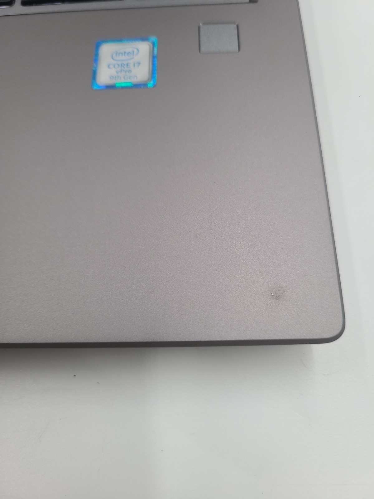 HP zBook 15 G6 i7-9850H 2.60GHz 48GB Ram 256GB SSD Win 11 Pro NVIDIA T2000