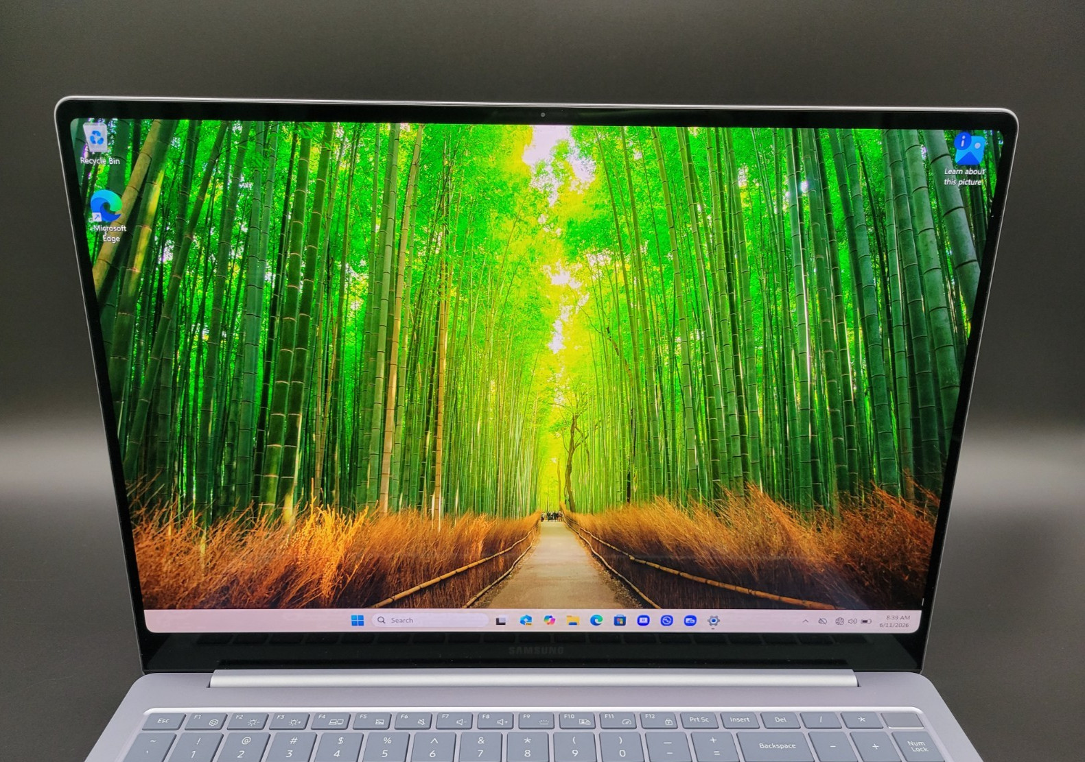 Samsung Galaxy Book4 Edge 16″ Snapdragon X Elite 16GB 512GB OLED Touch Laptop R*