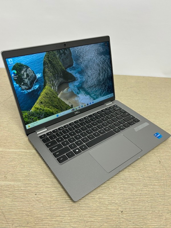 Dell Latitude 5420 14″ FHD Laptop Intel Core i5-1135G7 16GB 256GB Windows 11 Pro