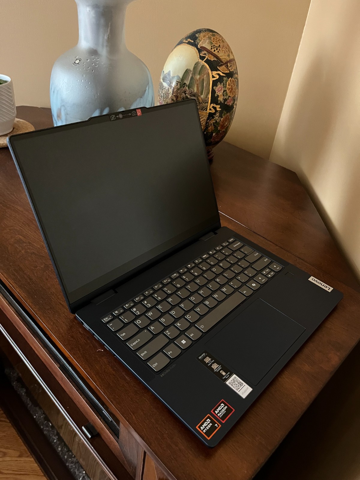 NEW SCREEN – Lenovo Ideapad 5 14″ 2in1 Touchscreen Ryzen 7 8845HS 16GB 1TB SSD