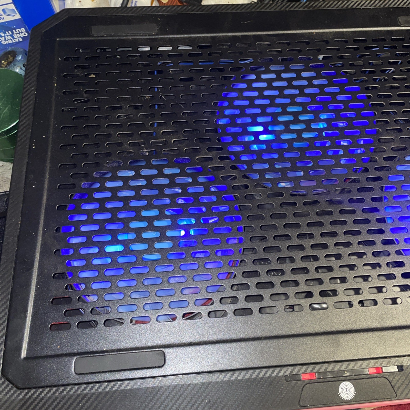 Hp G62 w 165 GB SSD And 8 Gb Ddr3 Linux Mint & Cooling Pad RGB Light And Charger