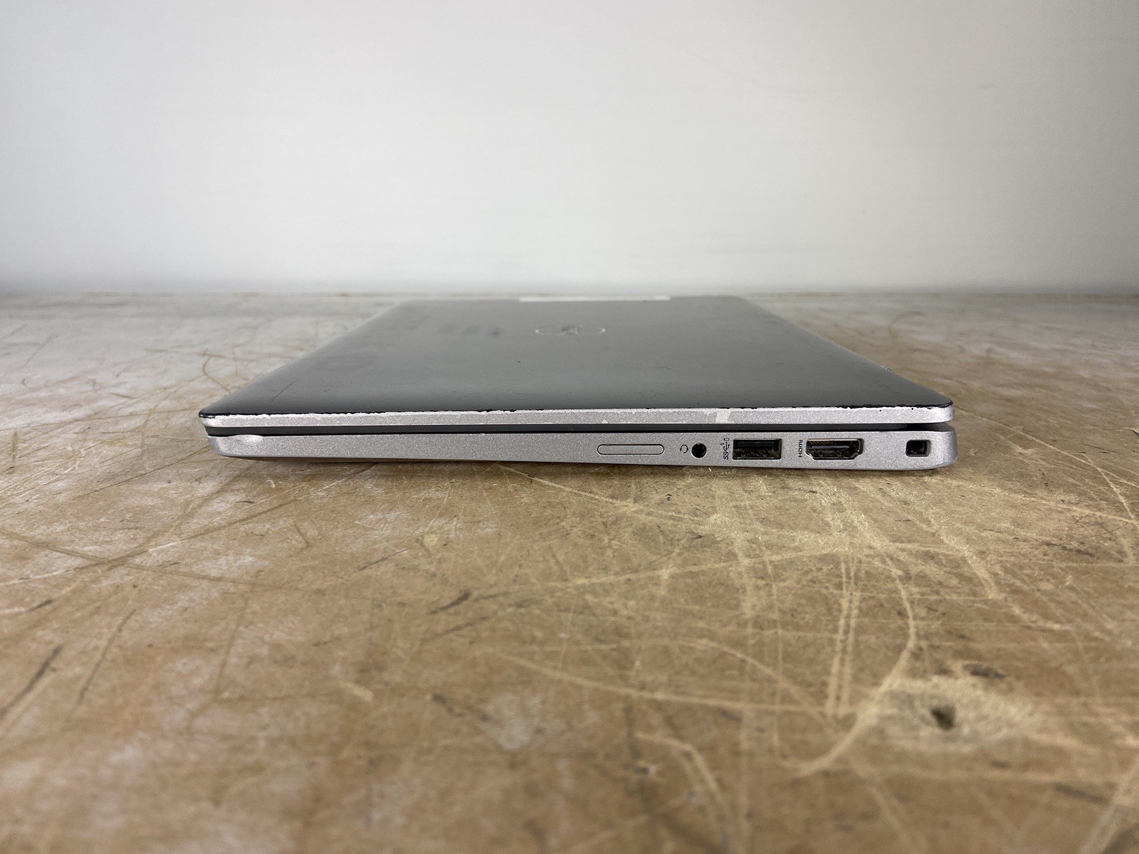 DELL LATITUDE 5330 I5-1235U @ 0.9GHz, 8GB RAM, NO HDD/OS – (FOR PARTS)