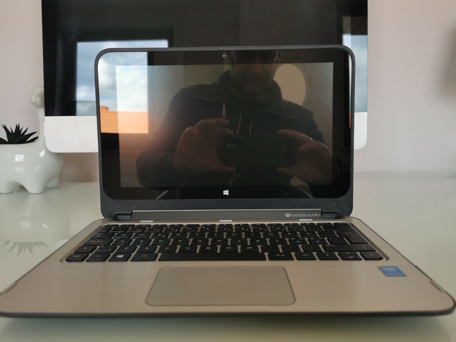 HP x360 310 G1 INTEL N3450 4GB 128GB SSD WebCam 360 Degree Touch Screen Win 10