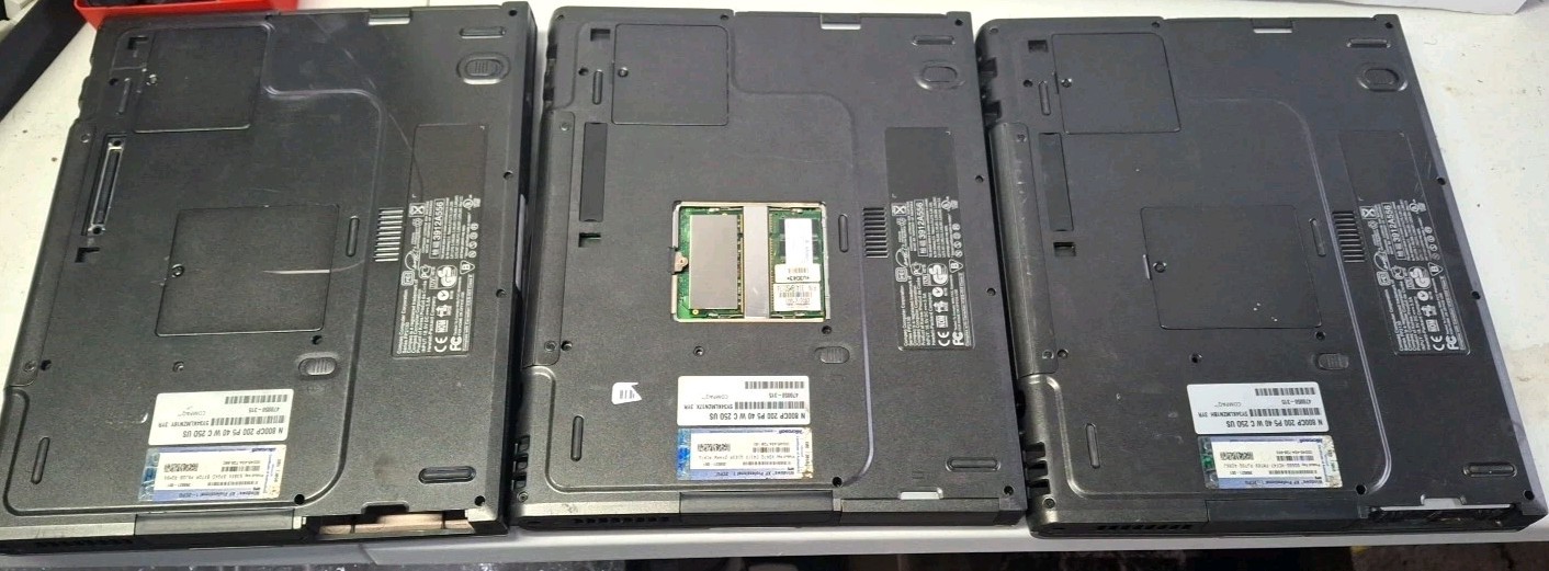 Lot Of 3 HP Compaq Evo 15″ N800v Laptop PC P4 2.00GHz/768MB/DVD/No AC, HD, & O/S