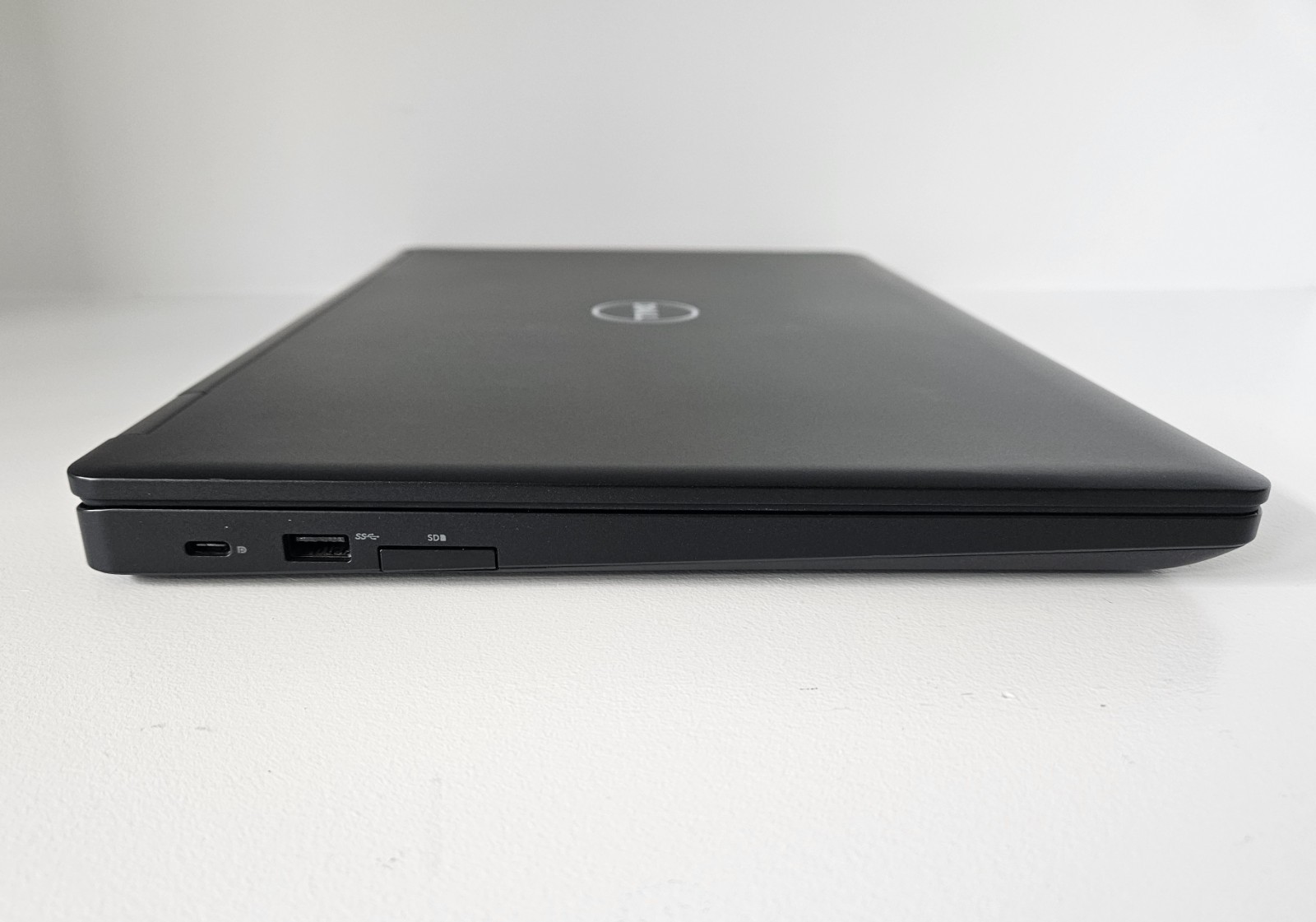 Dell Precision 3520 Core i5-7440HQ 2.8GHz 15.6″ 256GB NVMe 8GB RAM Win 11 Pro