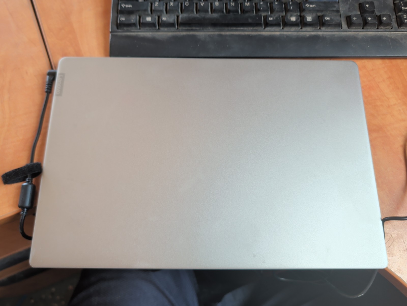 Lenovo IdeaPad 330s 15-IKB i3-8130U, 6GB, 1 TB HDD, Win 11 Home, W/ Charger